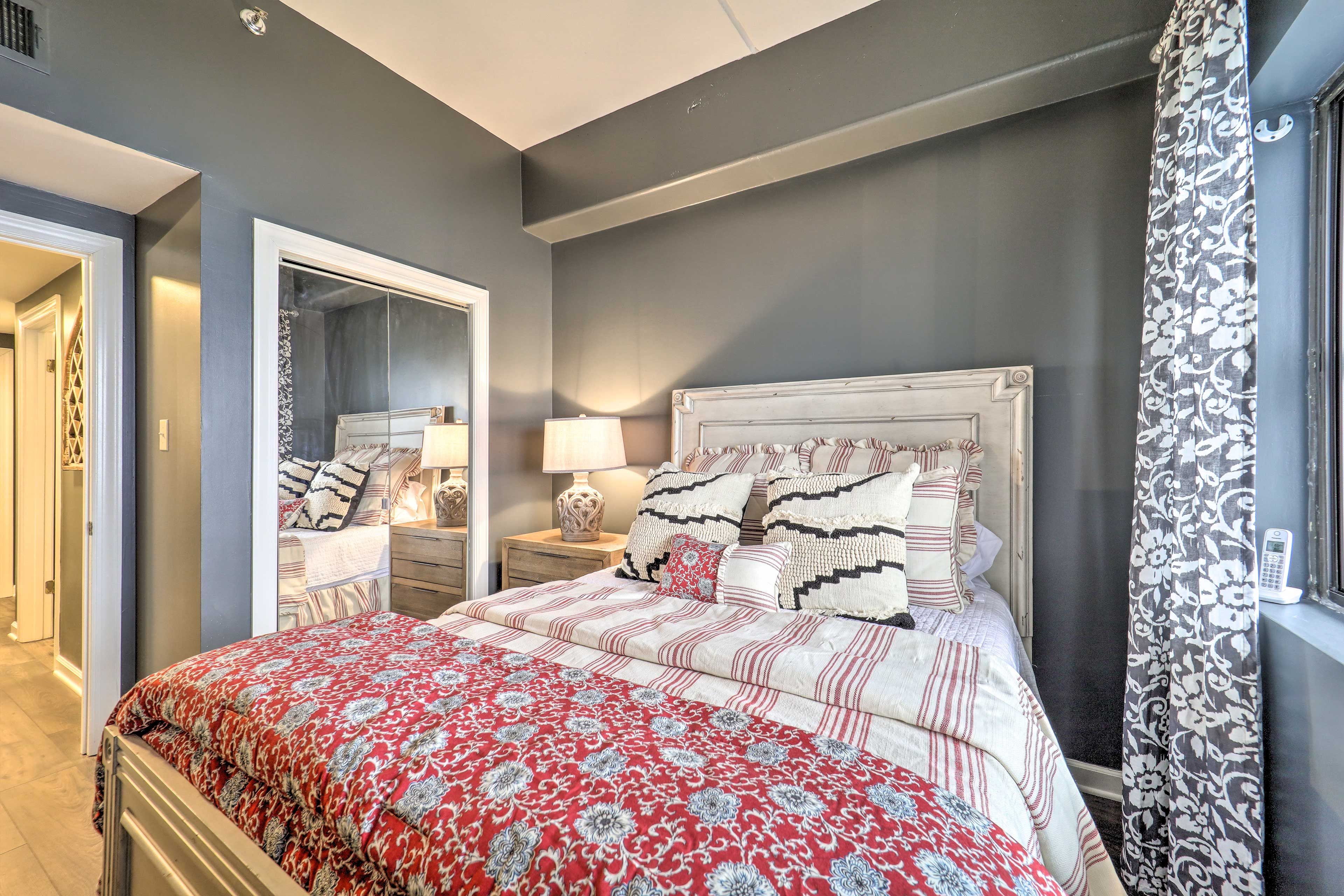 Bedroom 2 | Queen Bed