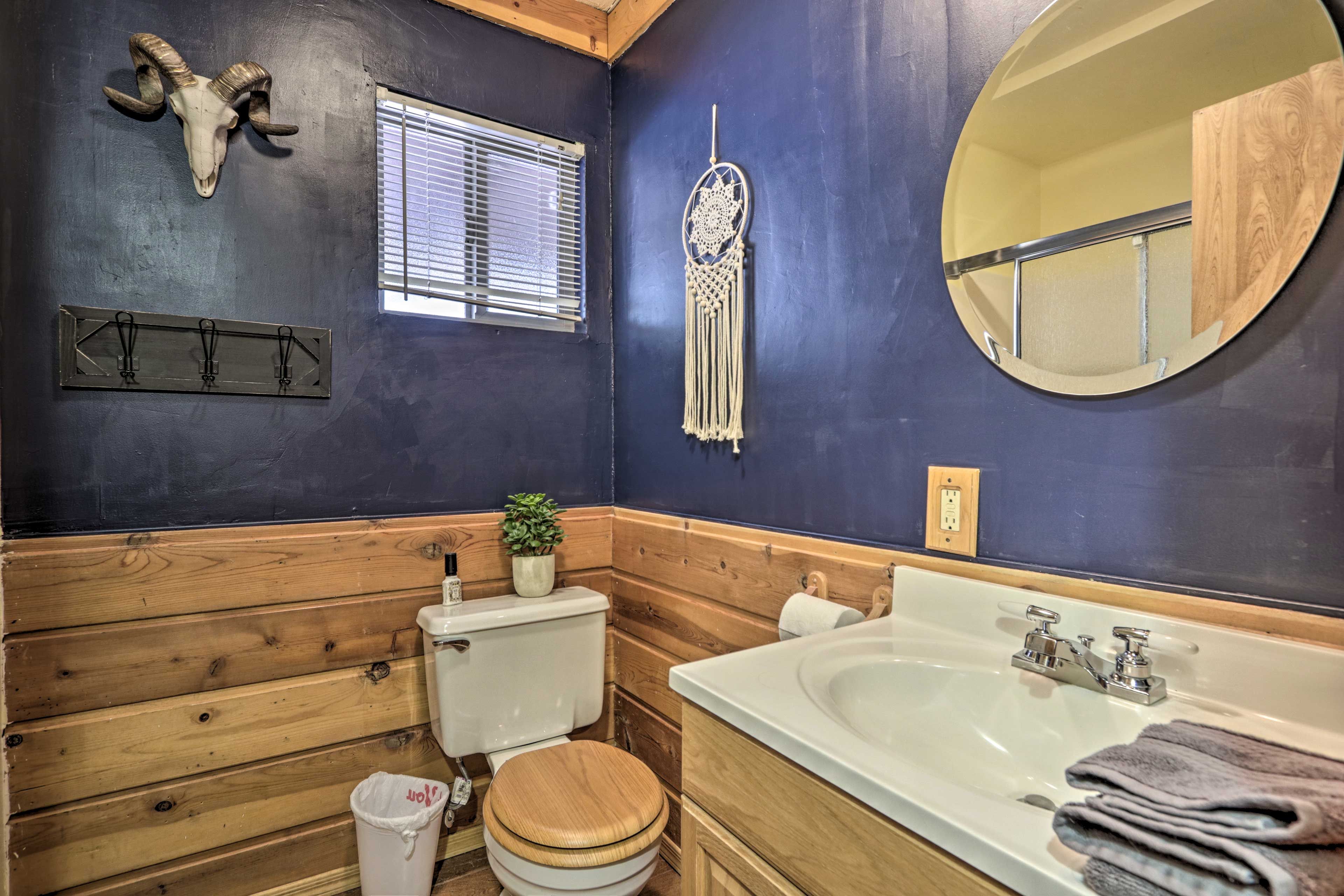 Bathroom | Towels Provided