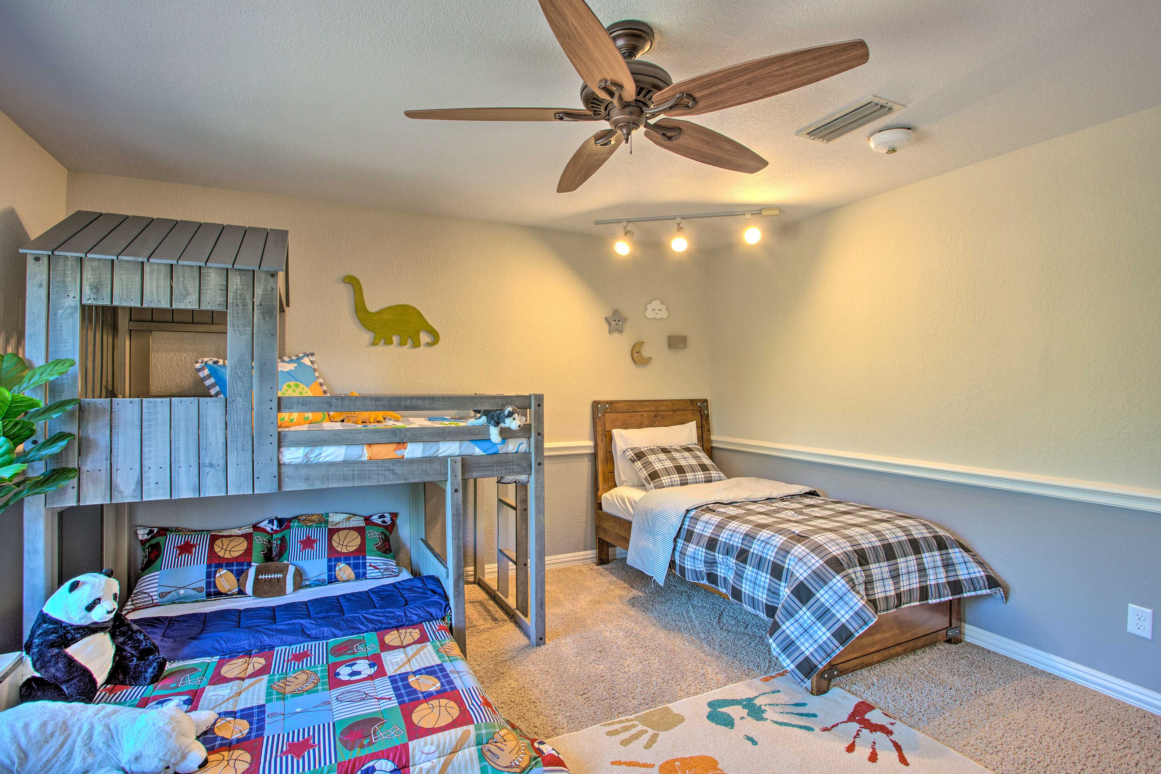 Bedroom 4 | Pack 'n Play Available