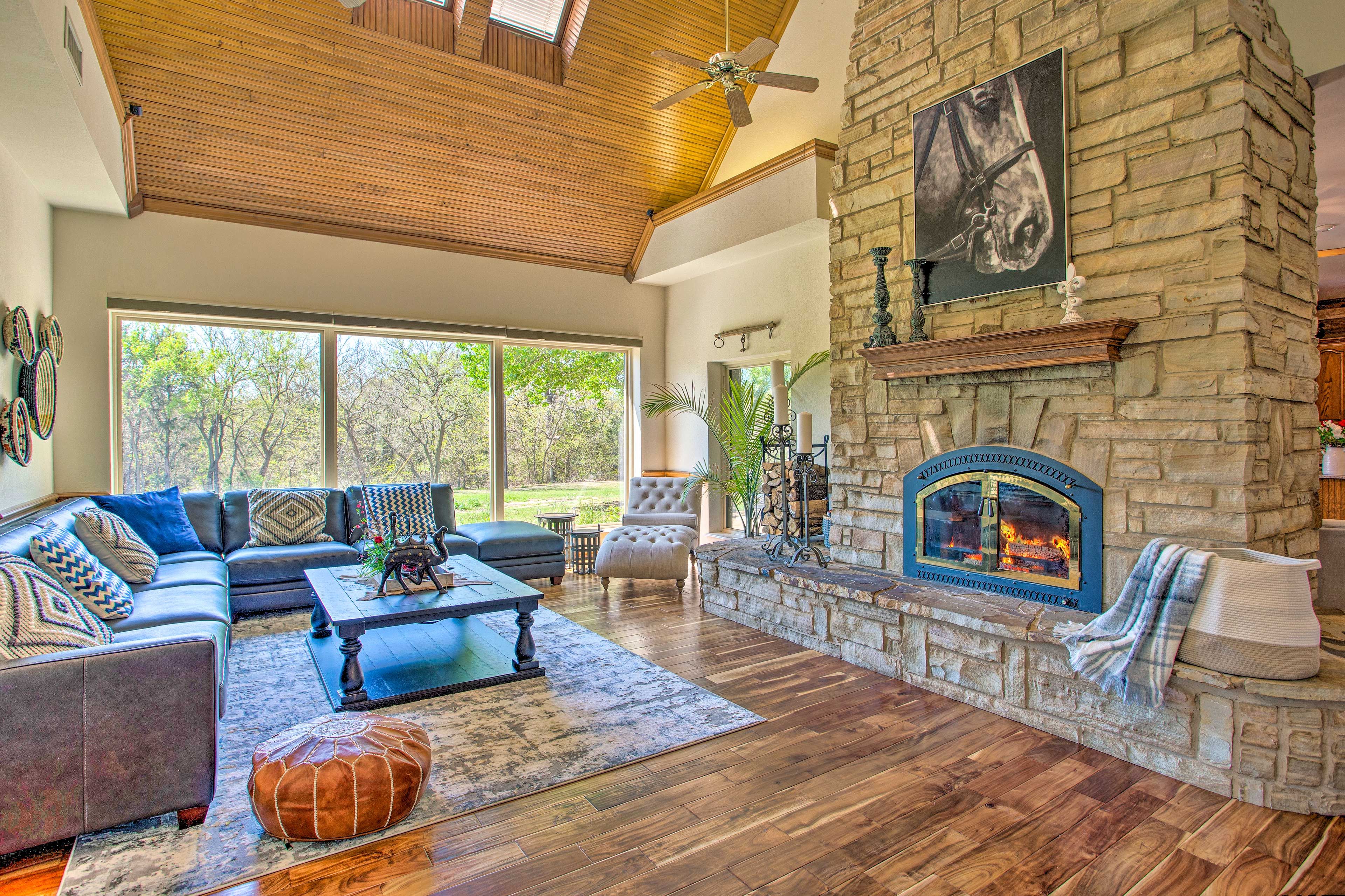 Pilot Point Vacation Rental | 4BR | 4BA | 2 Stories | 4,700 Sq Ft