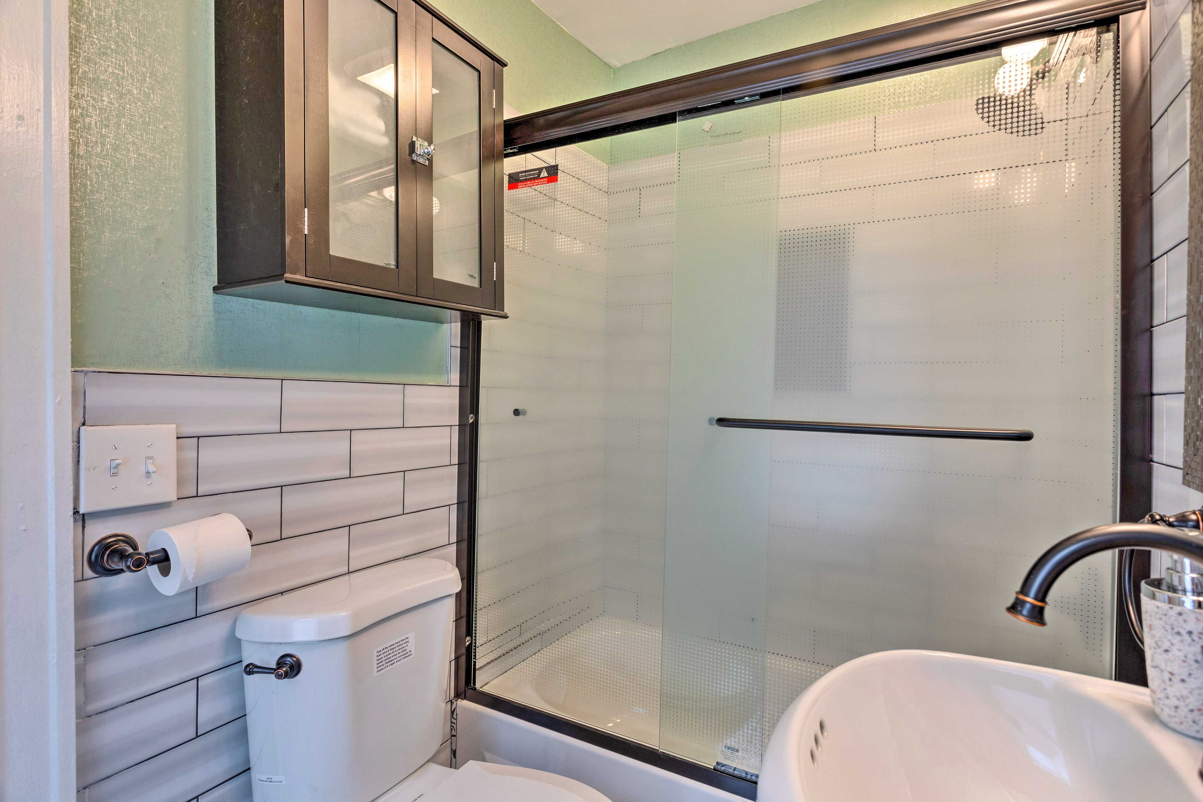 Bathroom | Towels Provided