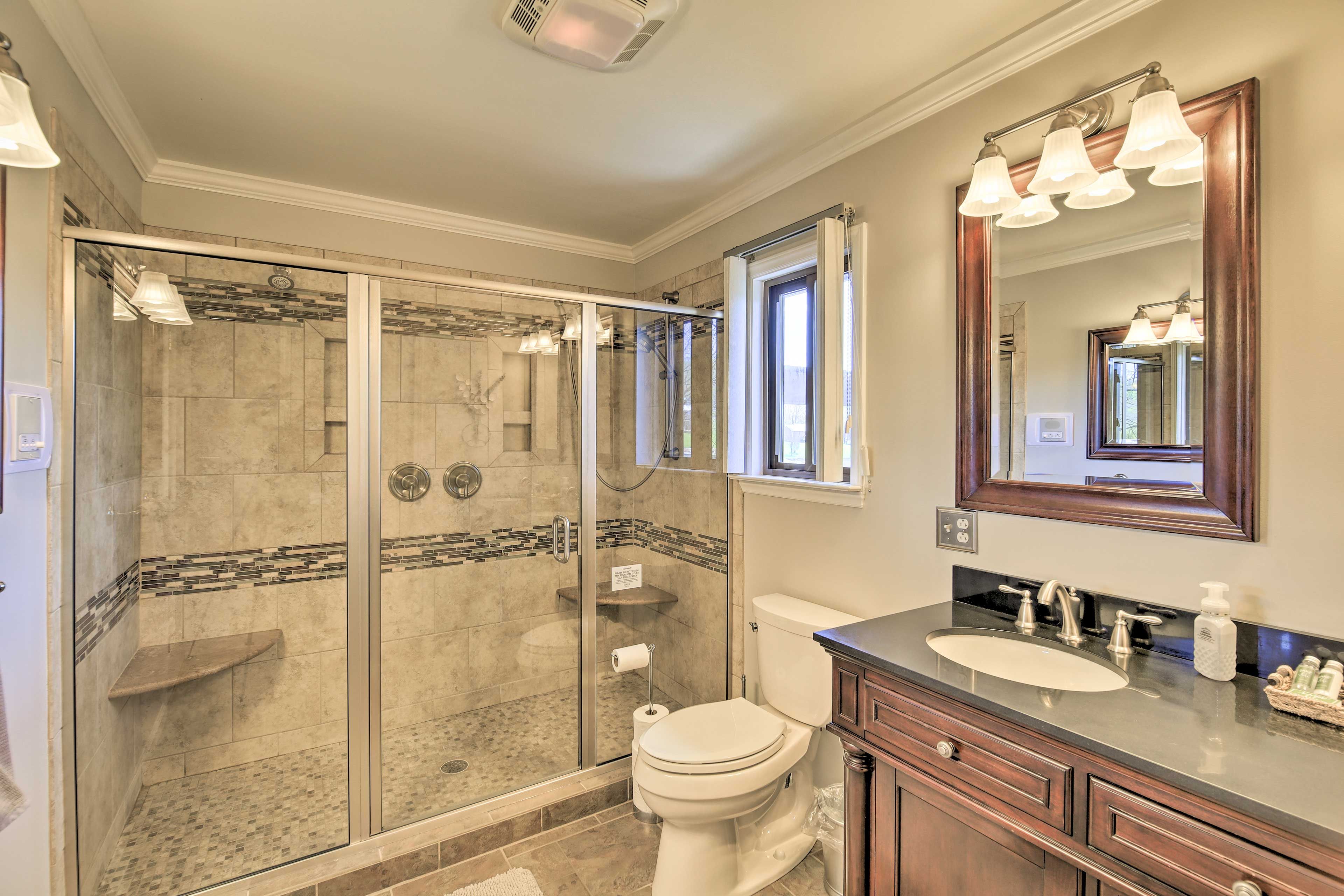 En-Suite Bathroom