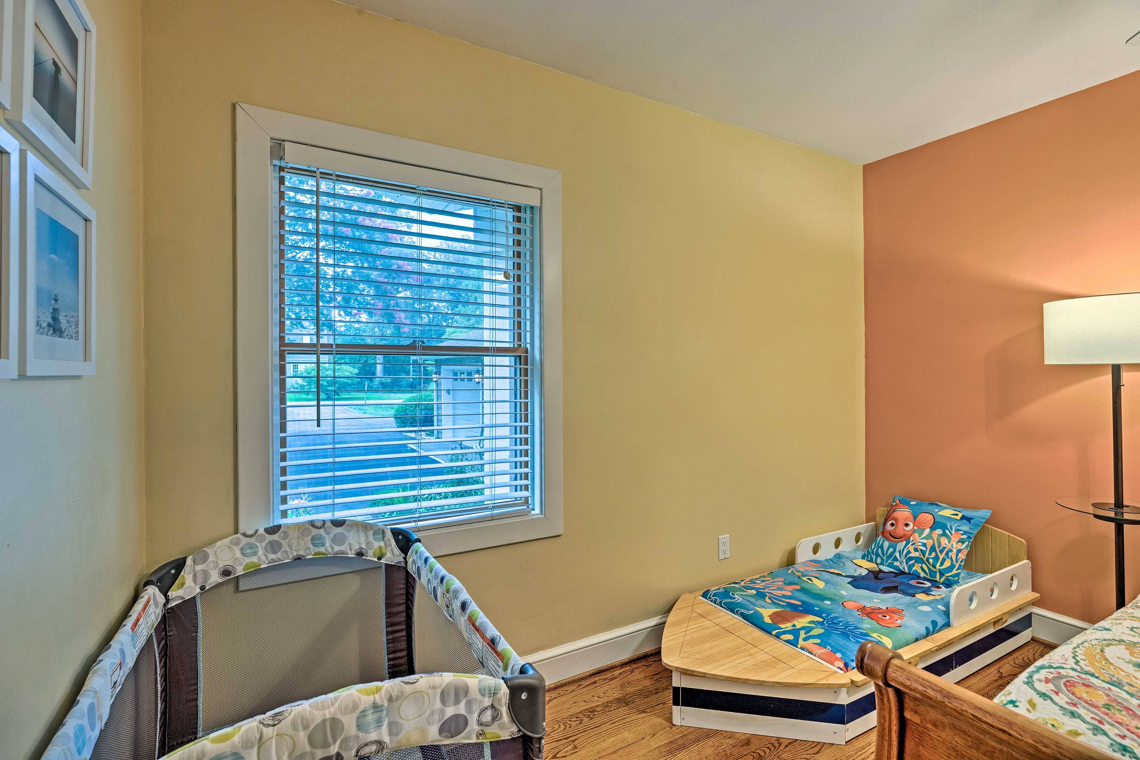 Bedroom 4 | Pack 'n Play | Toddler Bed