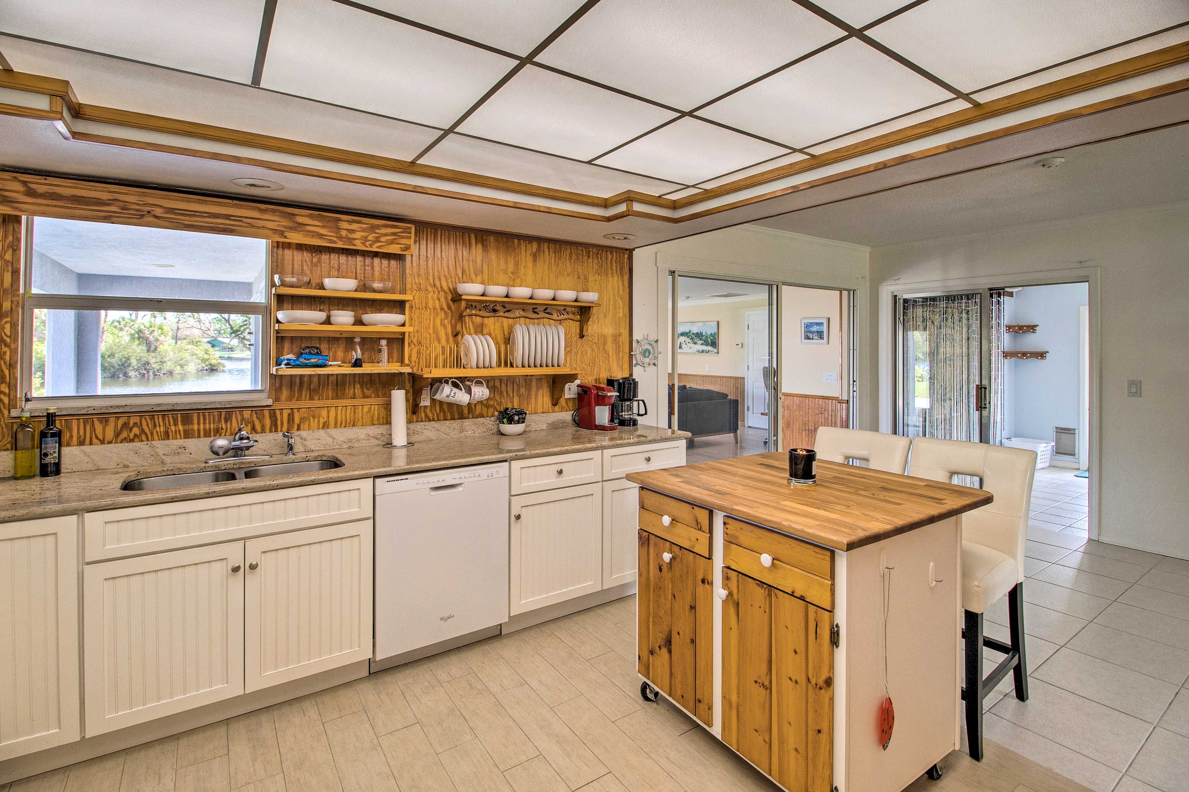 Kitchen | Dishwasher