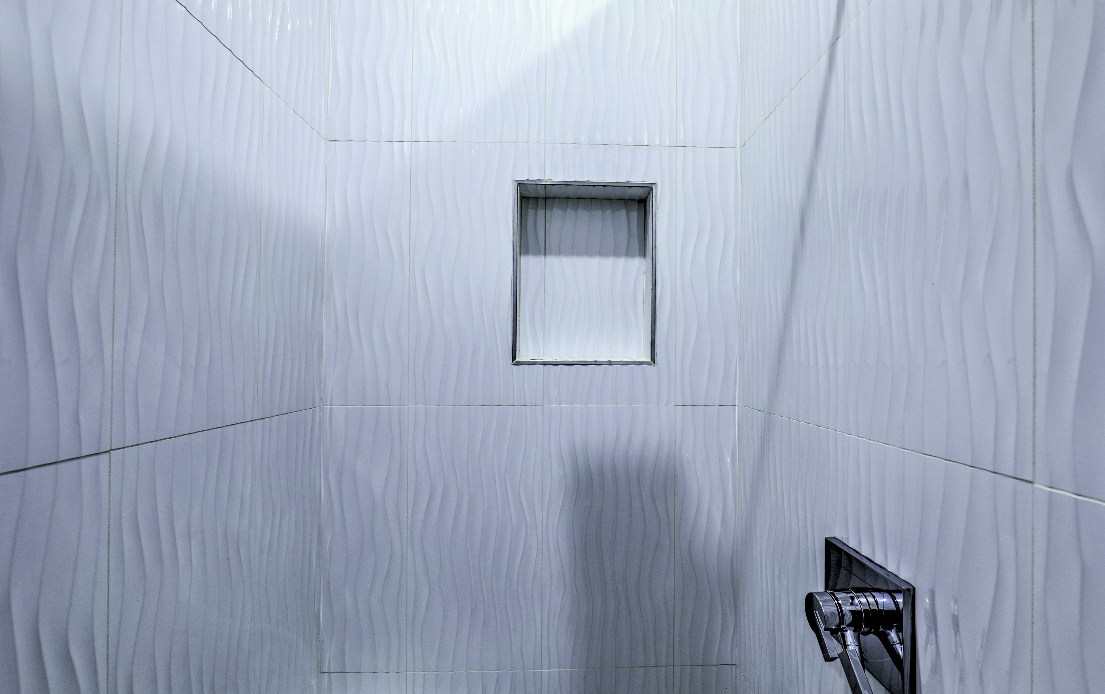 Full En-Suite Bathroom