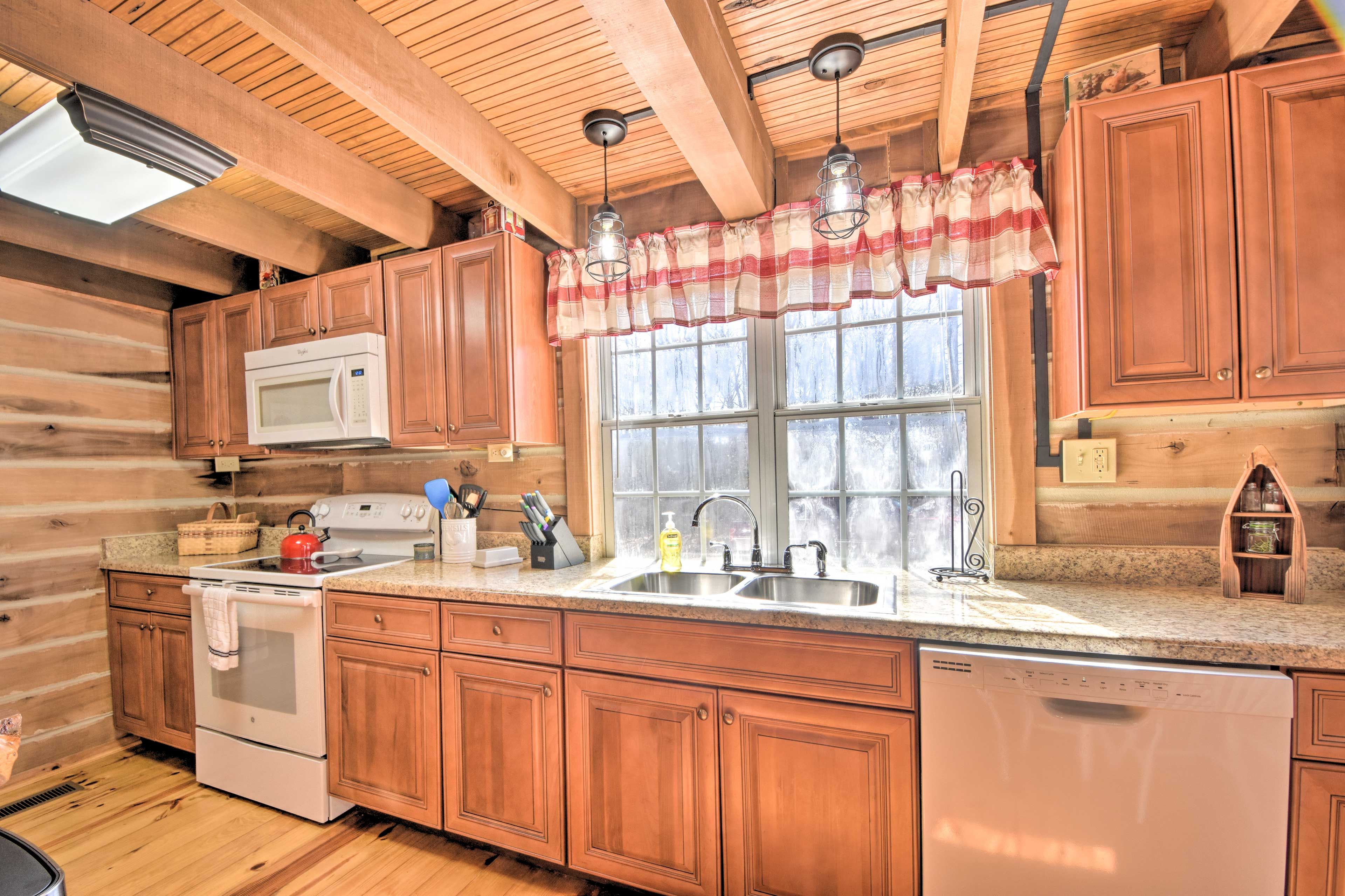 Kitchen | Fully Equipped