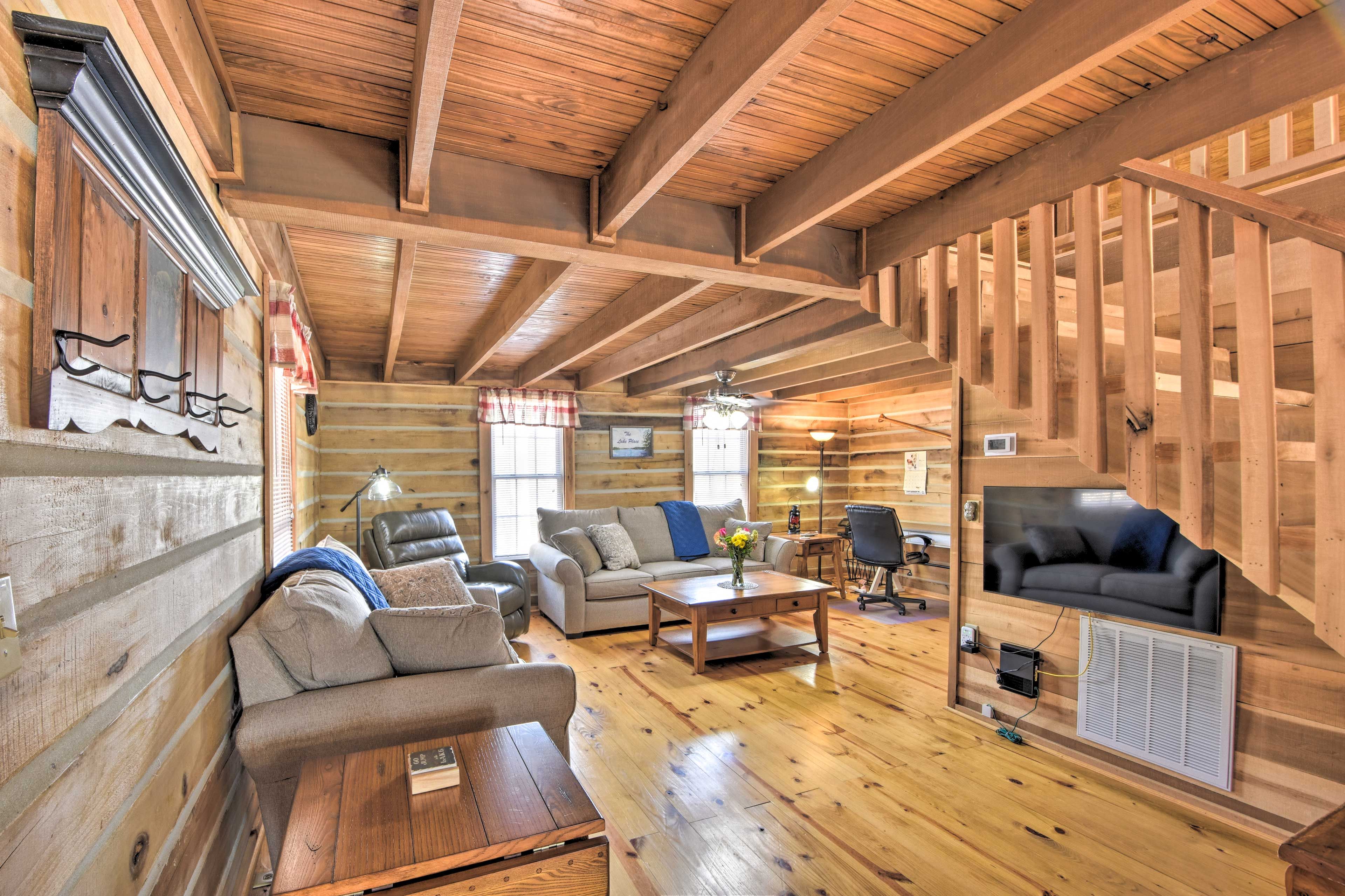 Living Room | Free WiFi
