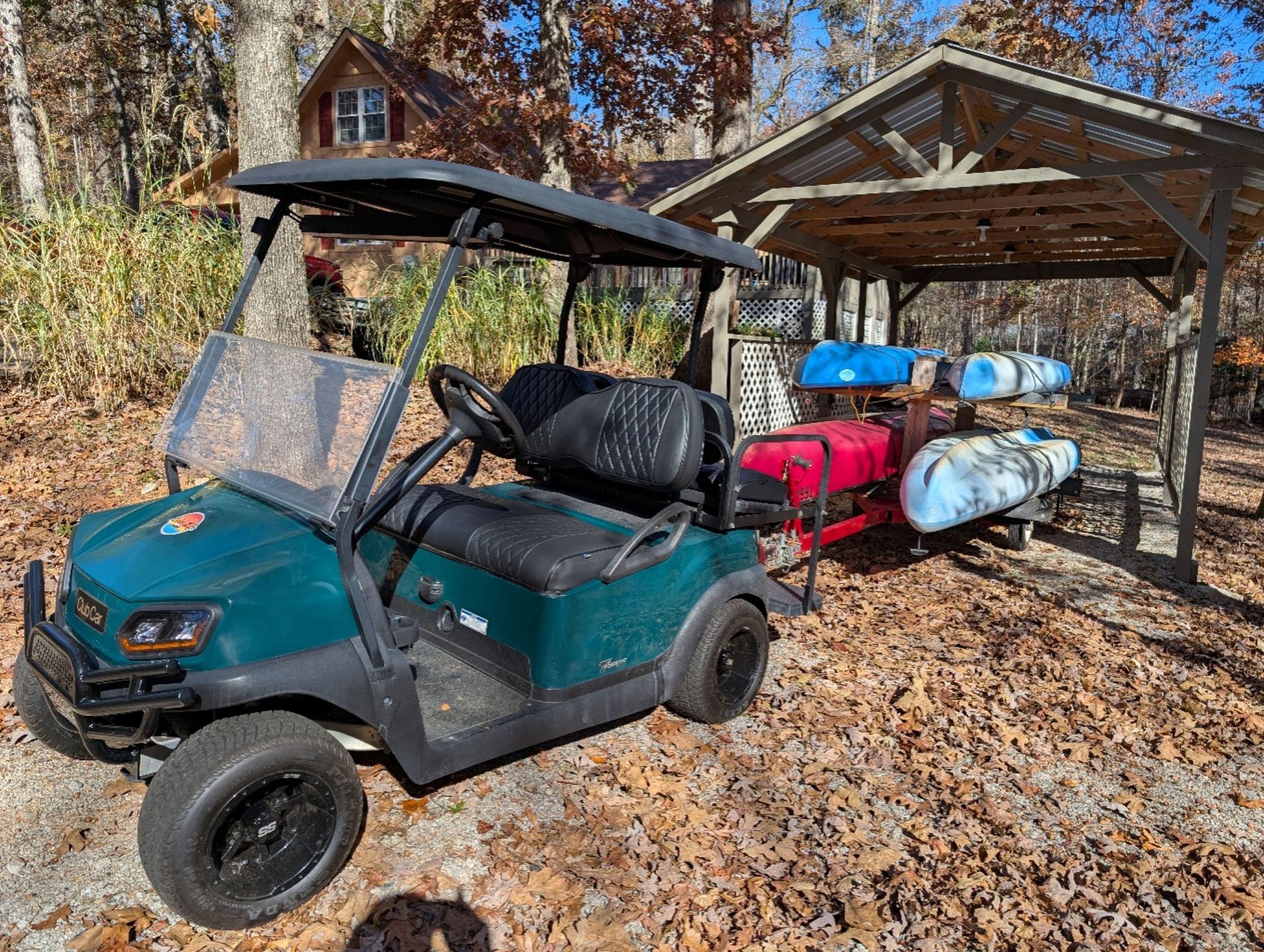 Golf Cart & Kayaks Provided | 0.2 Miles From Lake Hartwell