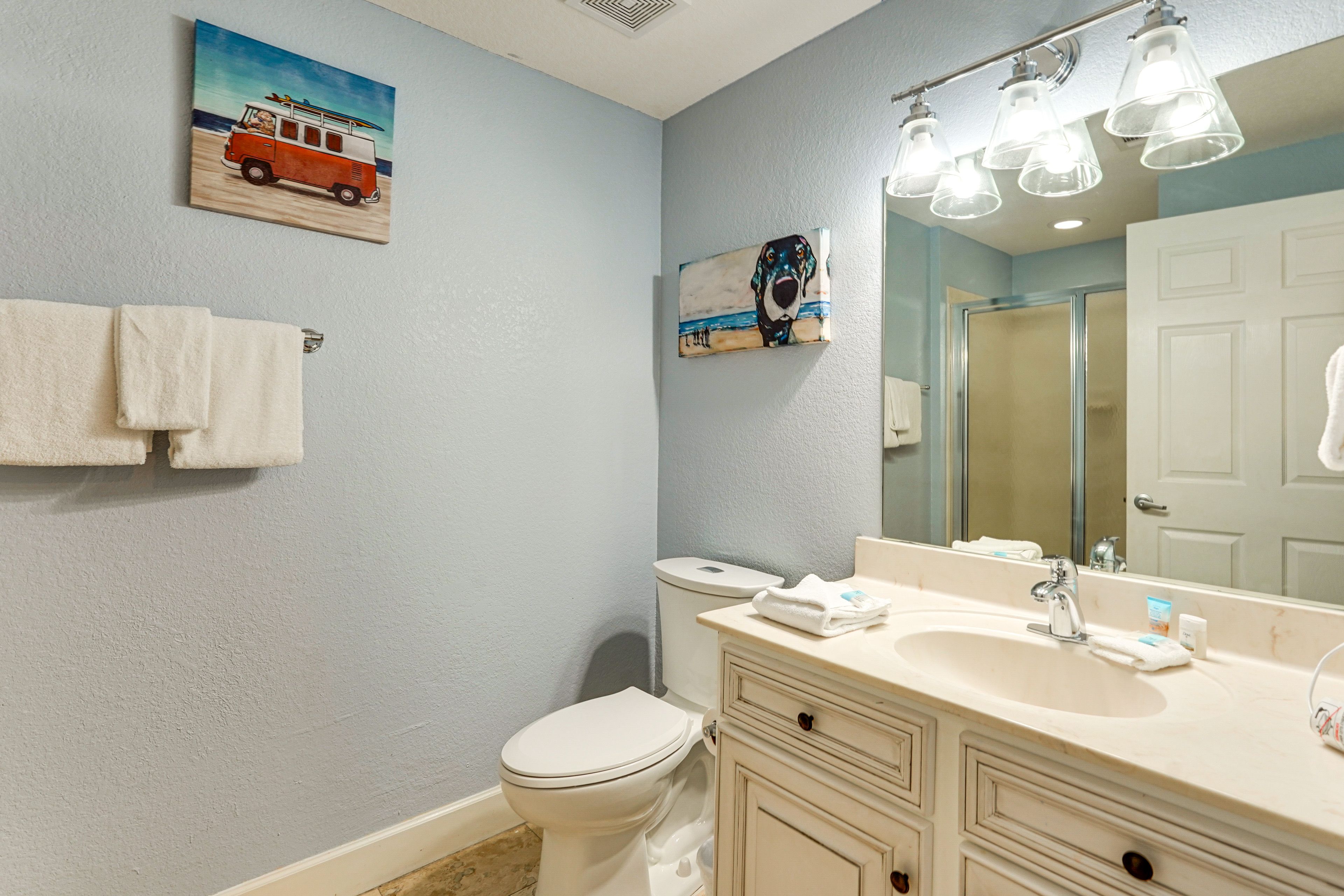 En-Suite Bathroom