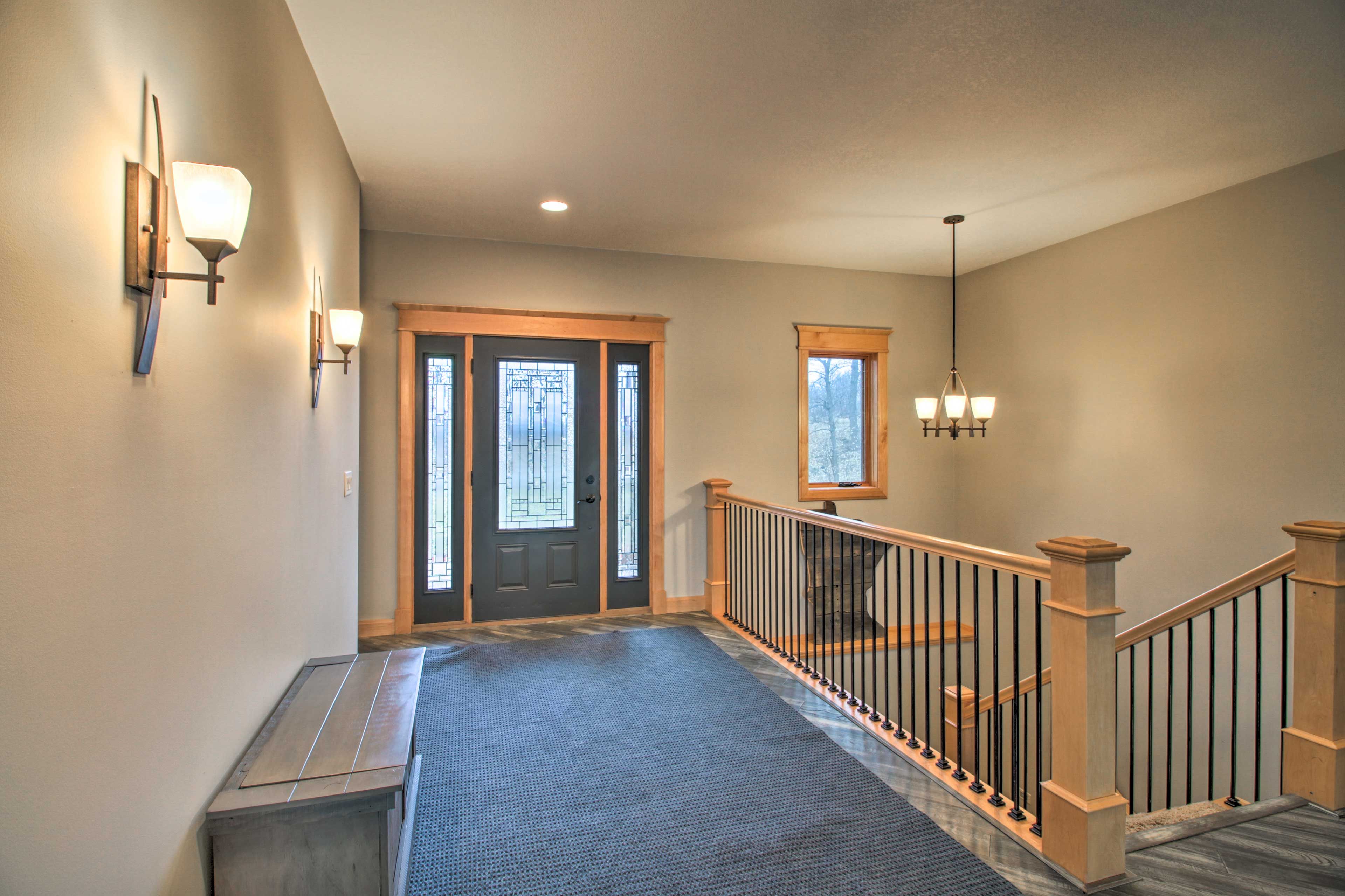 Main Entryway | 2nd Floor