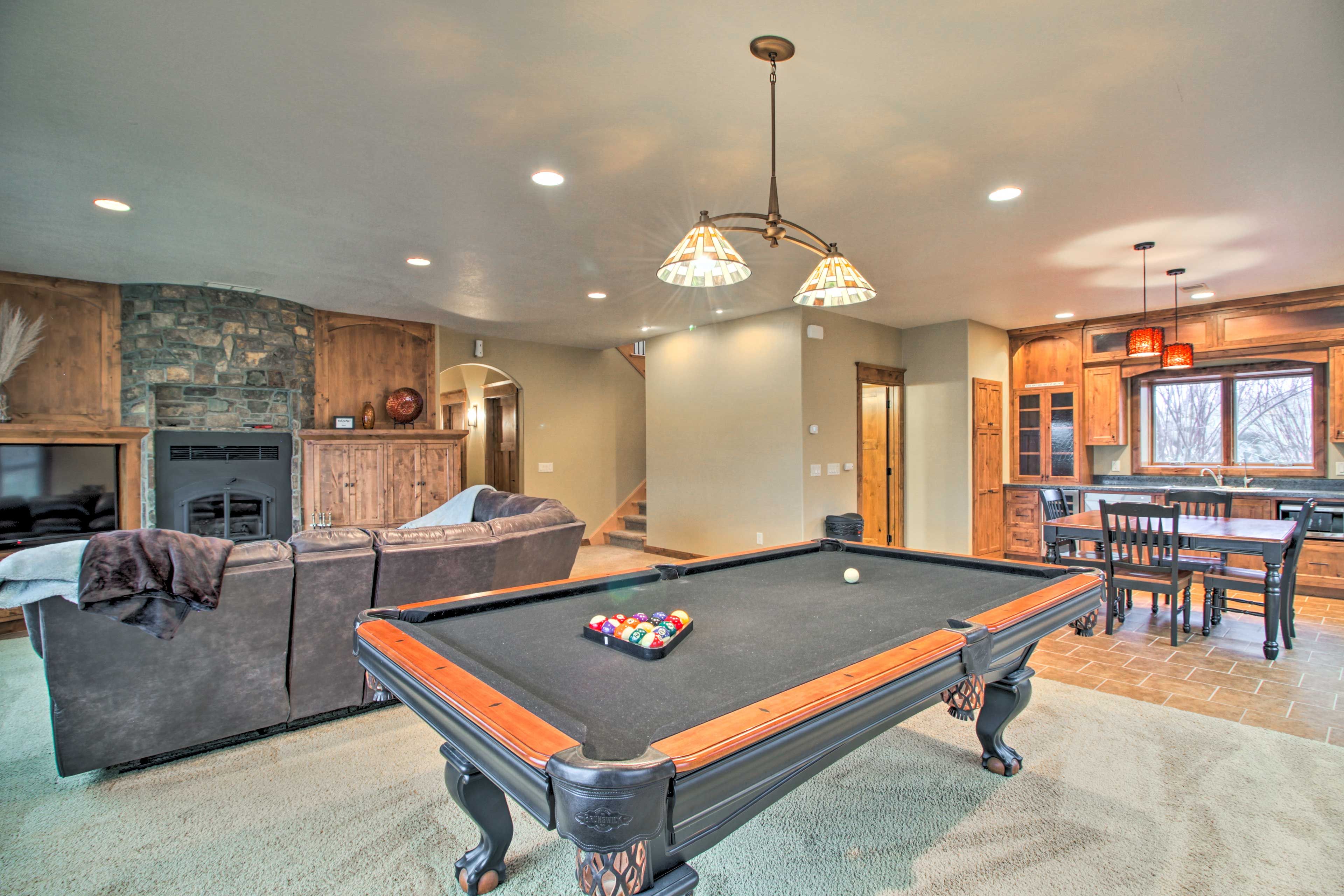 House Interior | Downstairs Living Area | Free WiFi