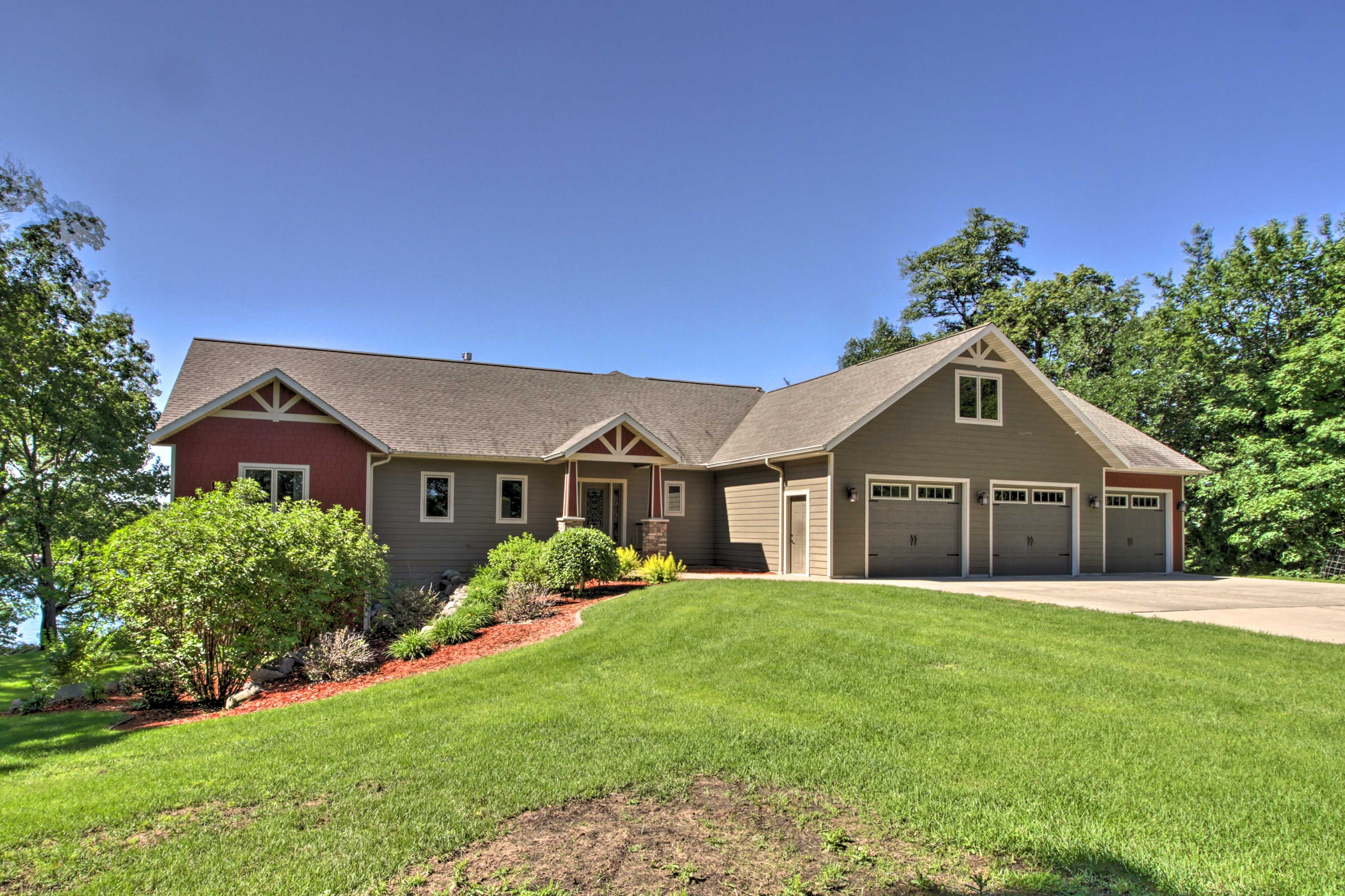 House Exterior | Located on 14 Acres