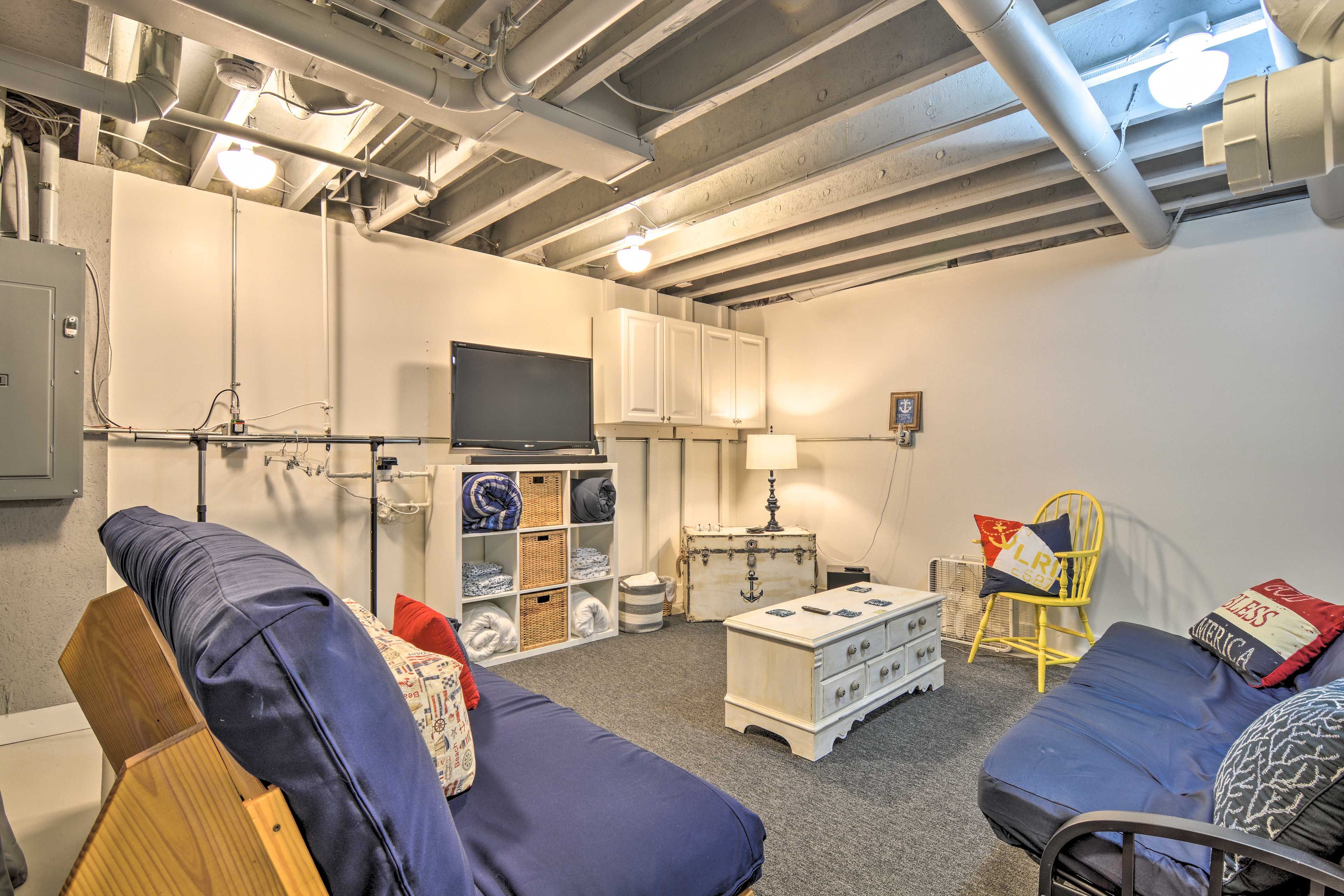 Basement | Smart TV
