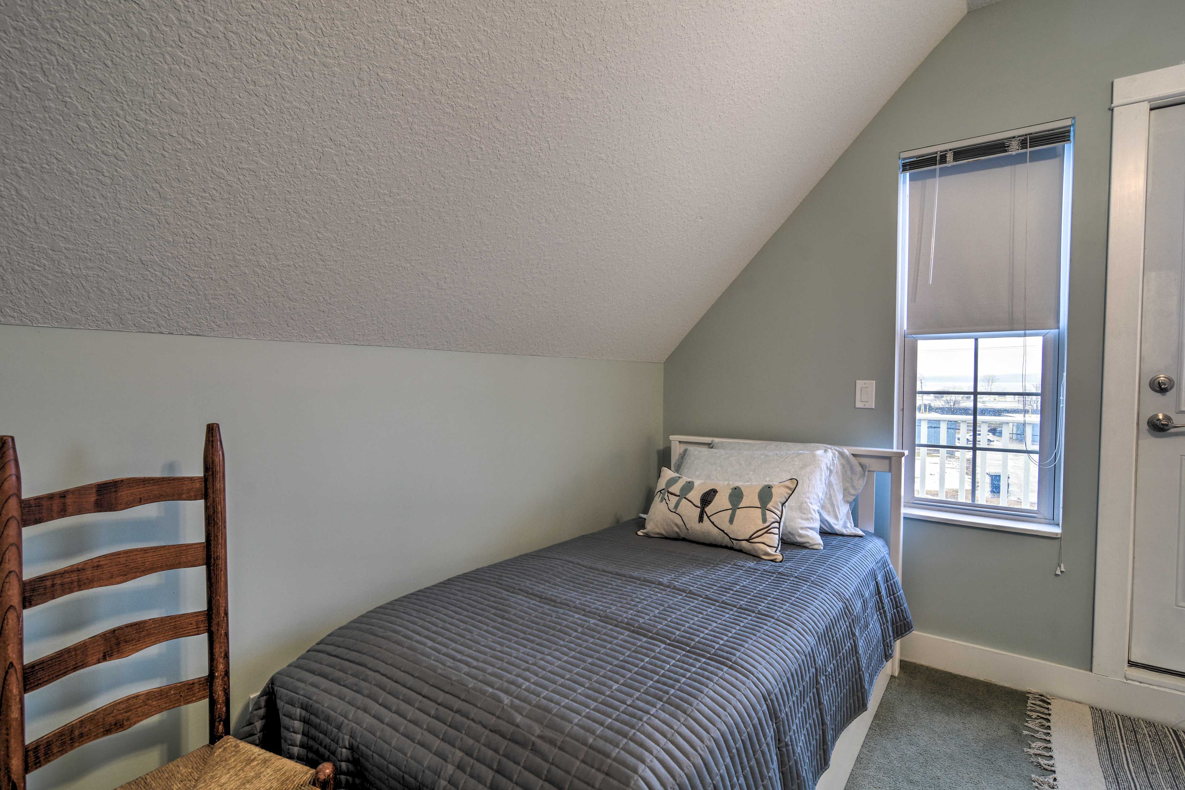 Bedroom 1 | Second Floor