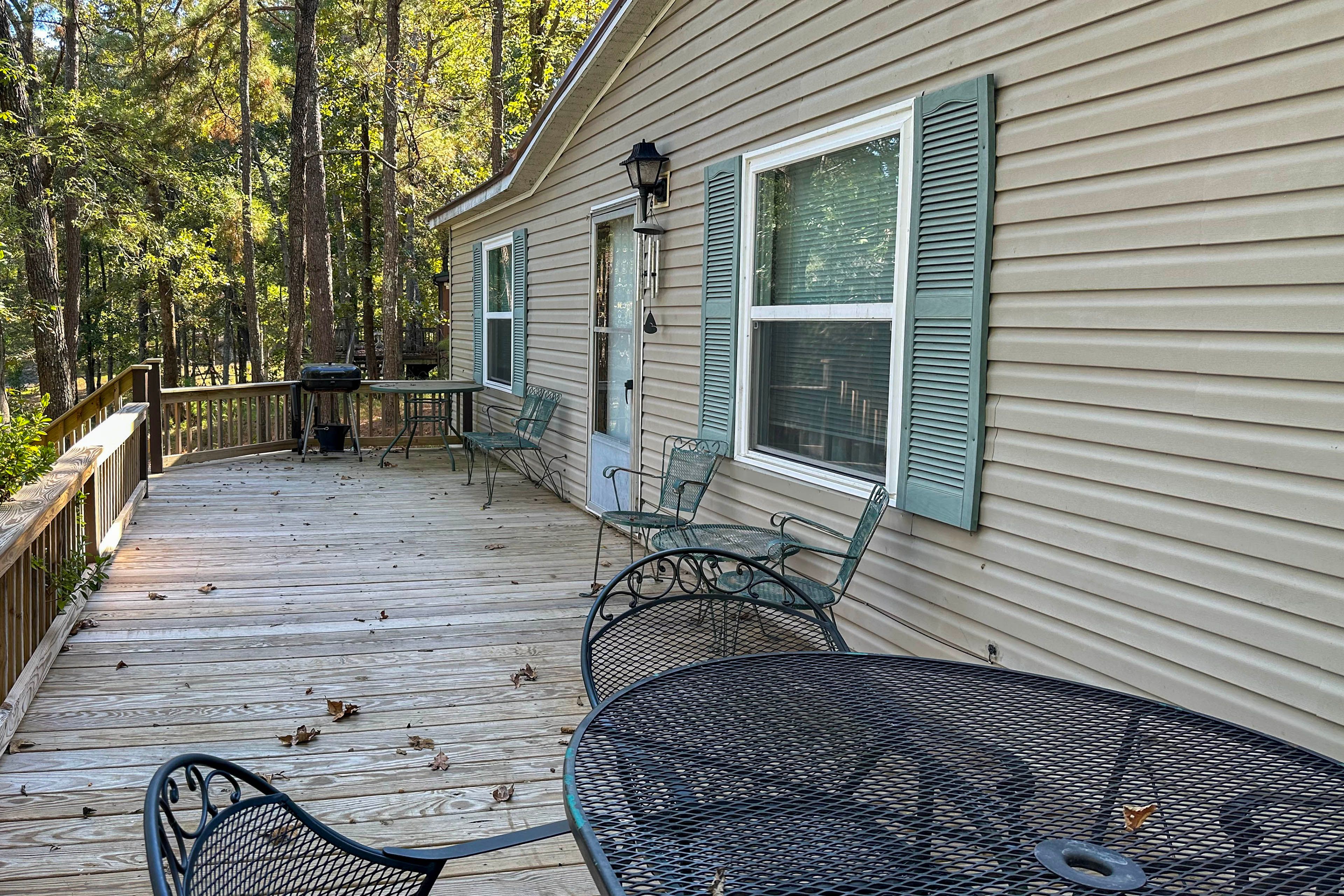 Furnished Deck