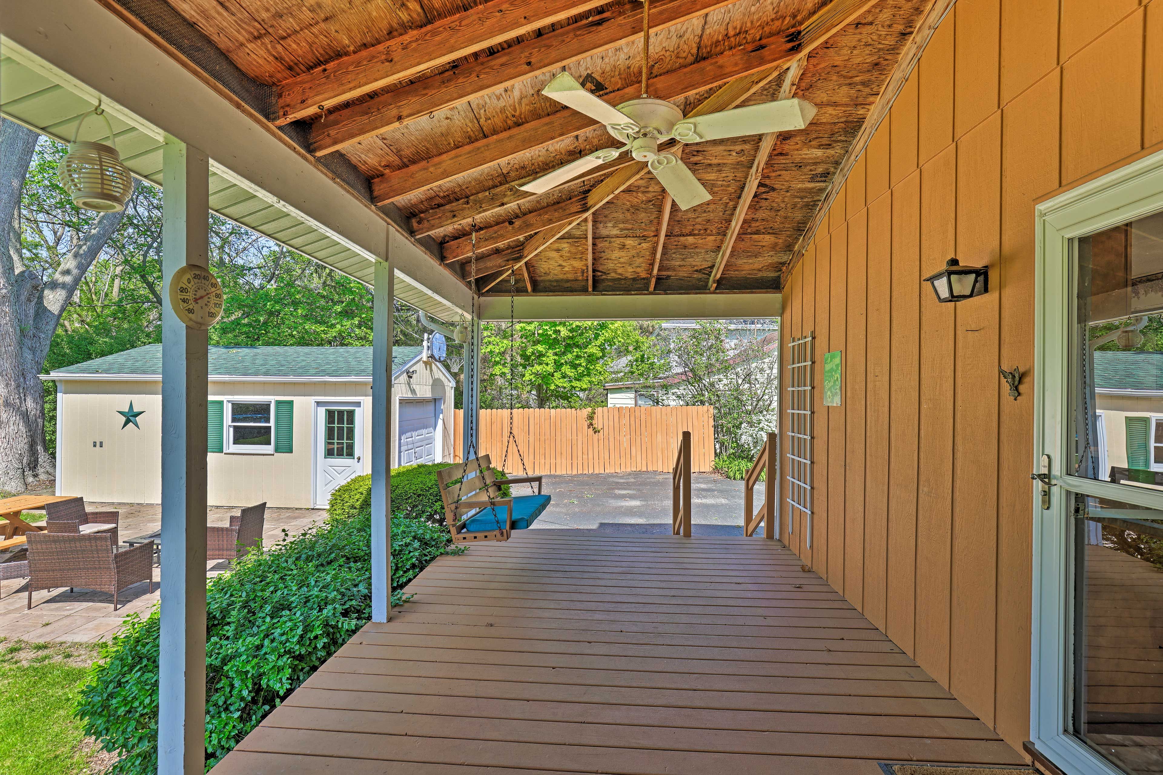 House Exterior | Covered Porch