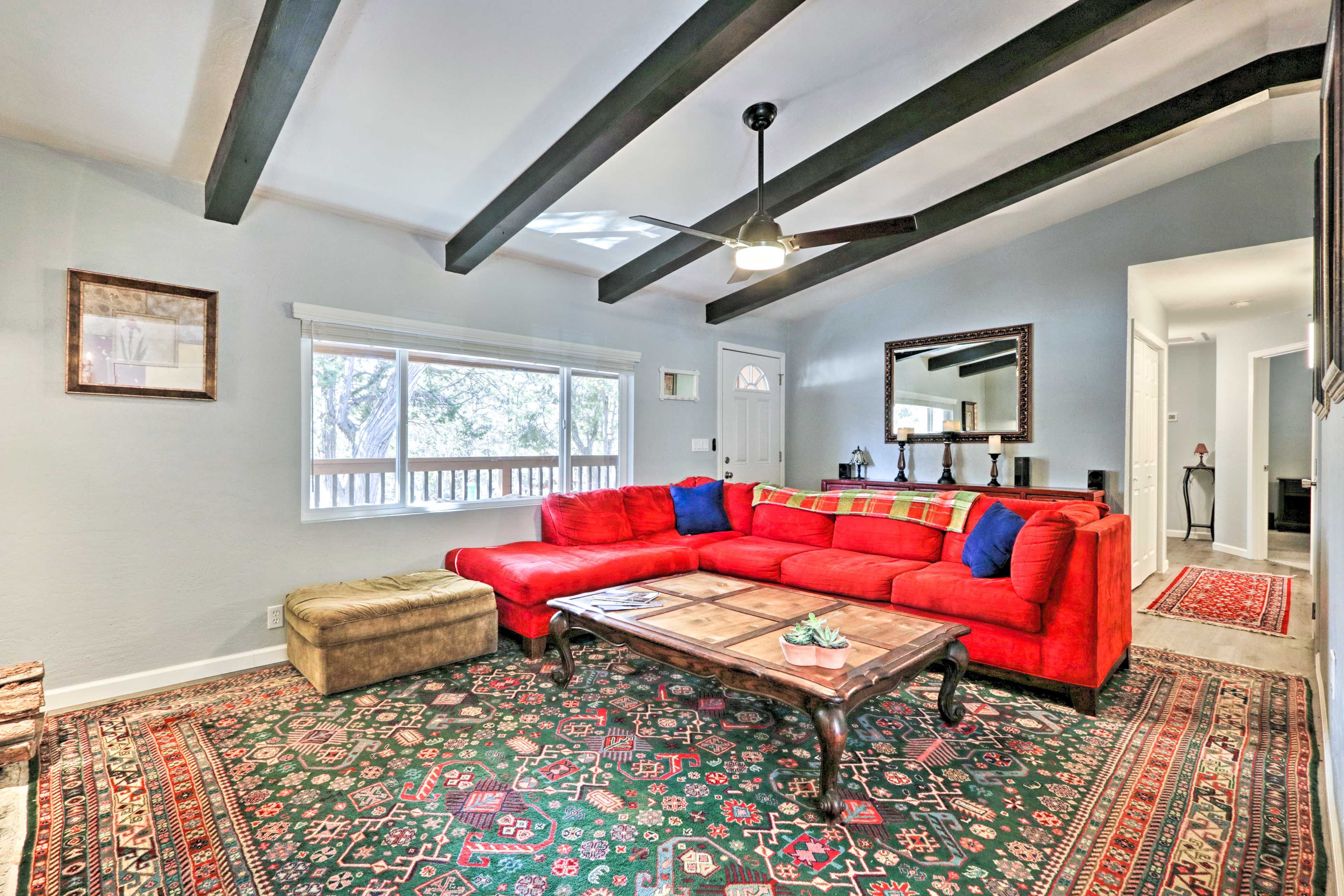 Show Low Vacation Rental | 3BR | 2BA | 1,165 Sq Ft | Step-Free Access