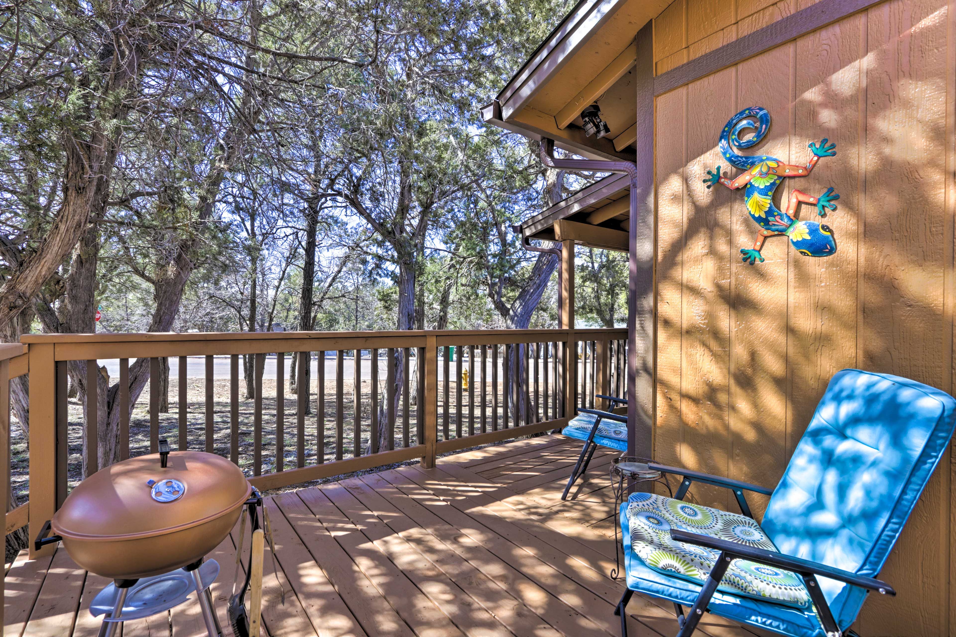 Private Deck | Charcoal Grill