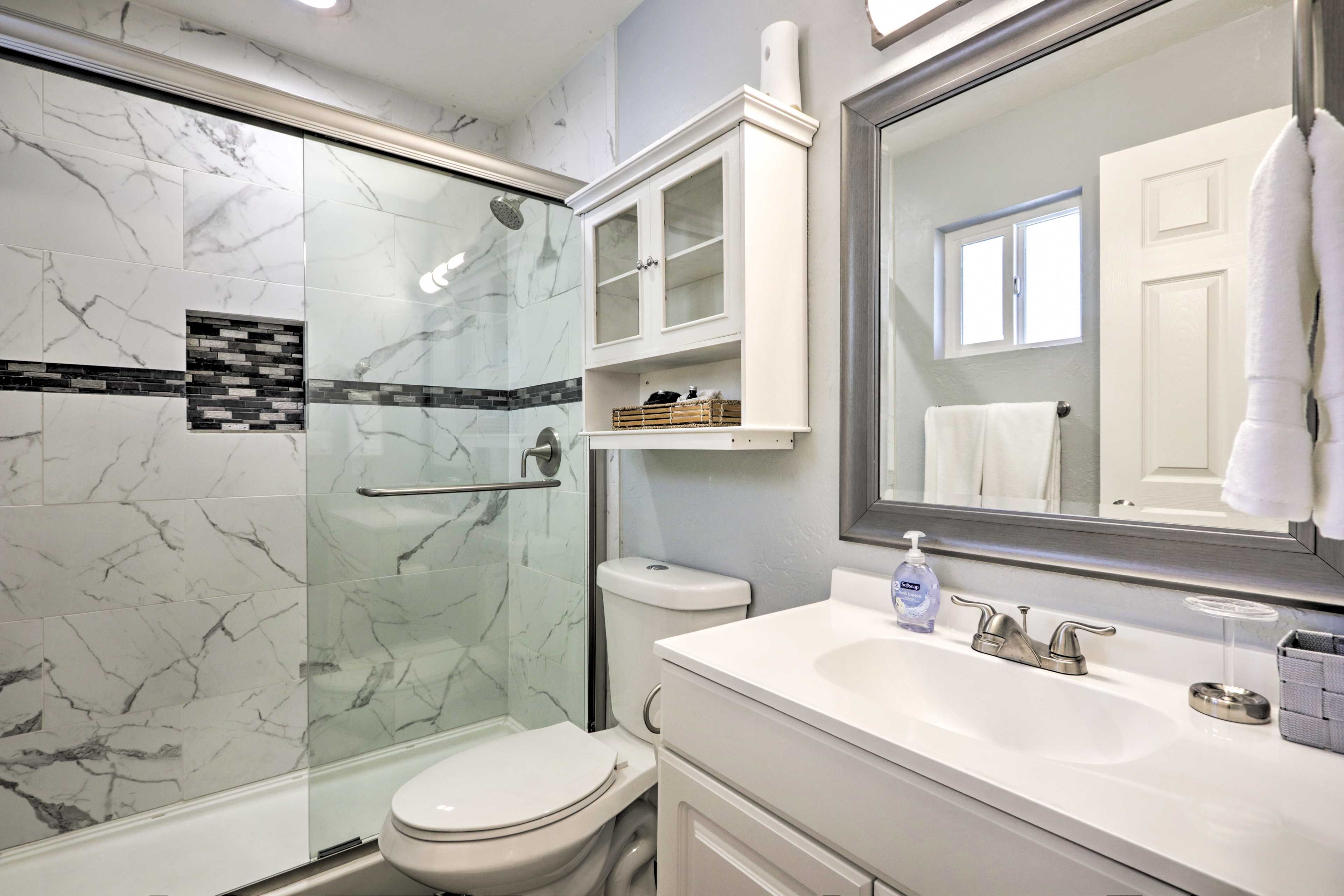 En-Suite Bathroom | Linens & Towels Provided