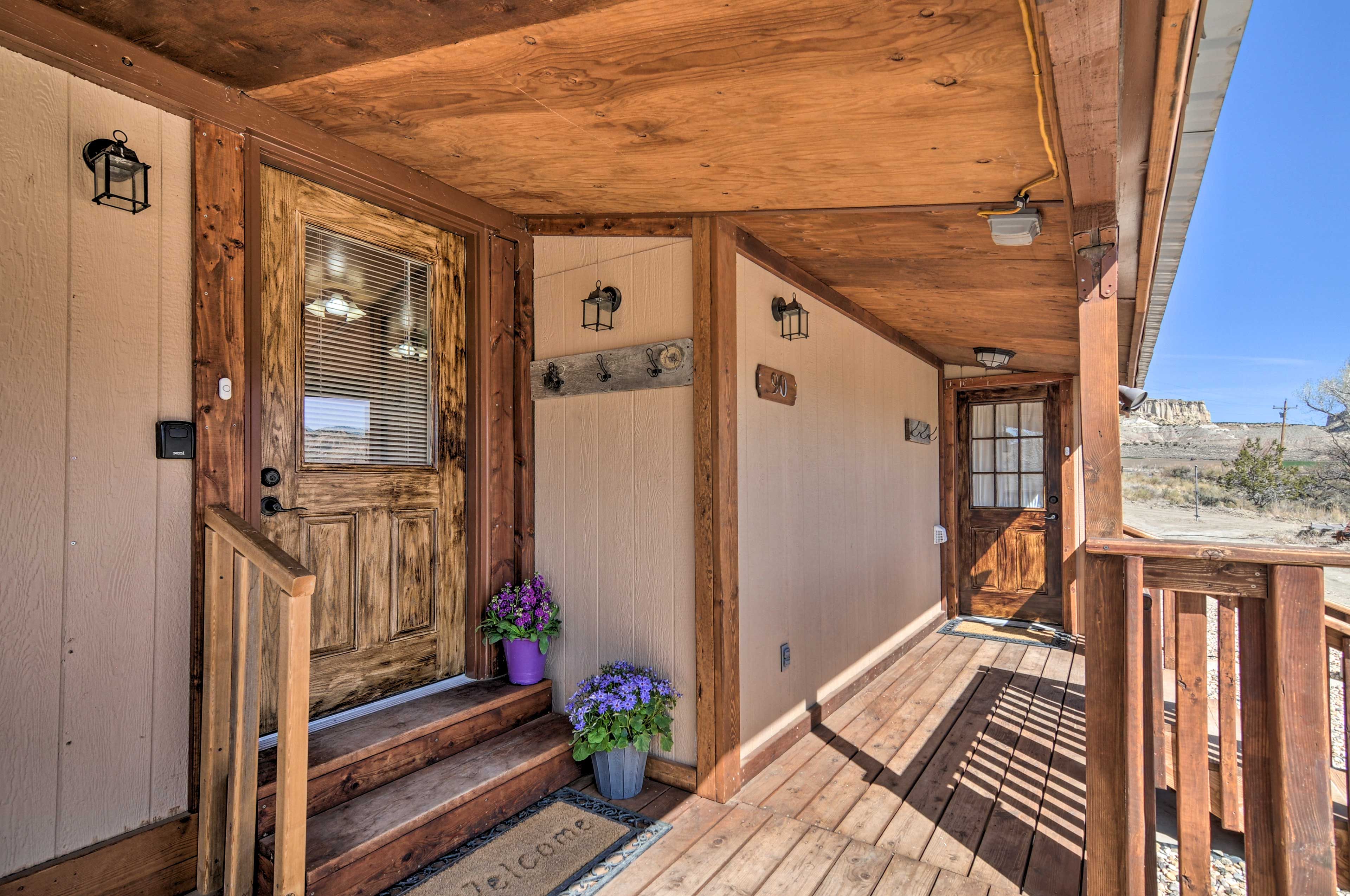 Covered Porch | Front Entrance