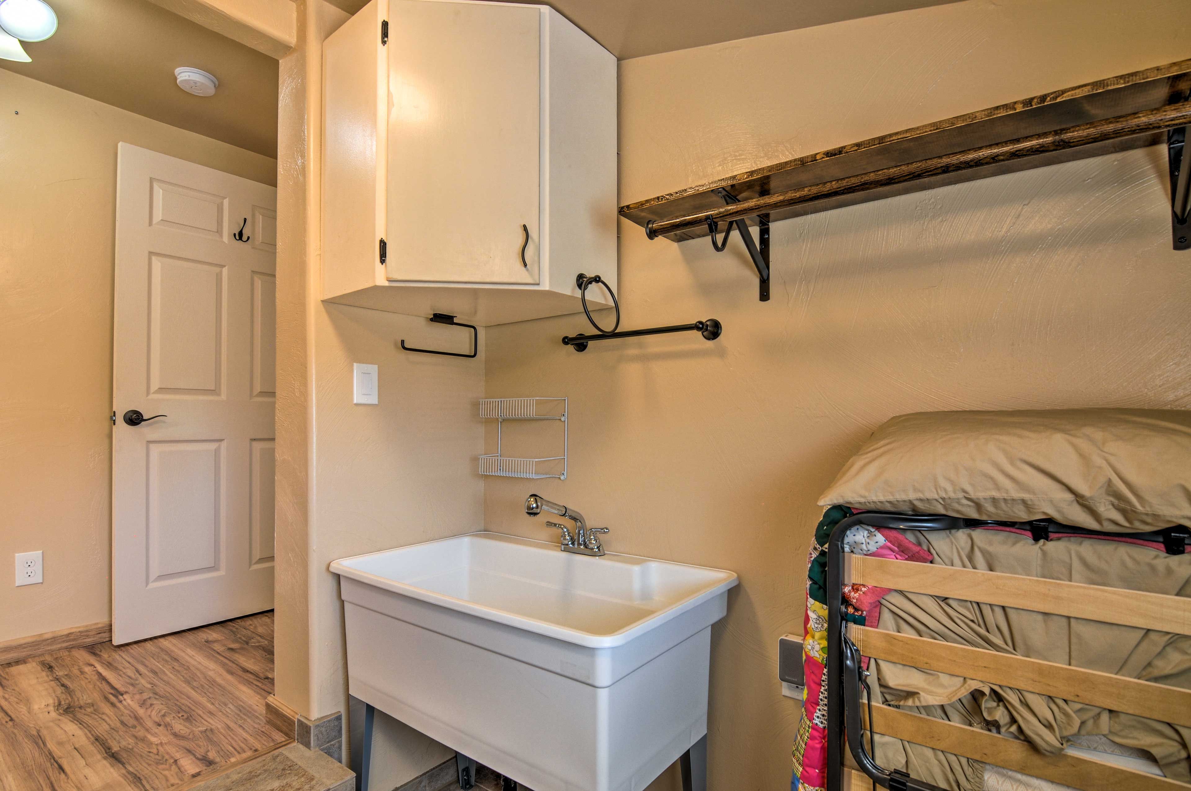Laundry Room | Rollaway bed