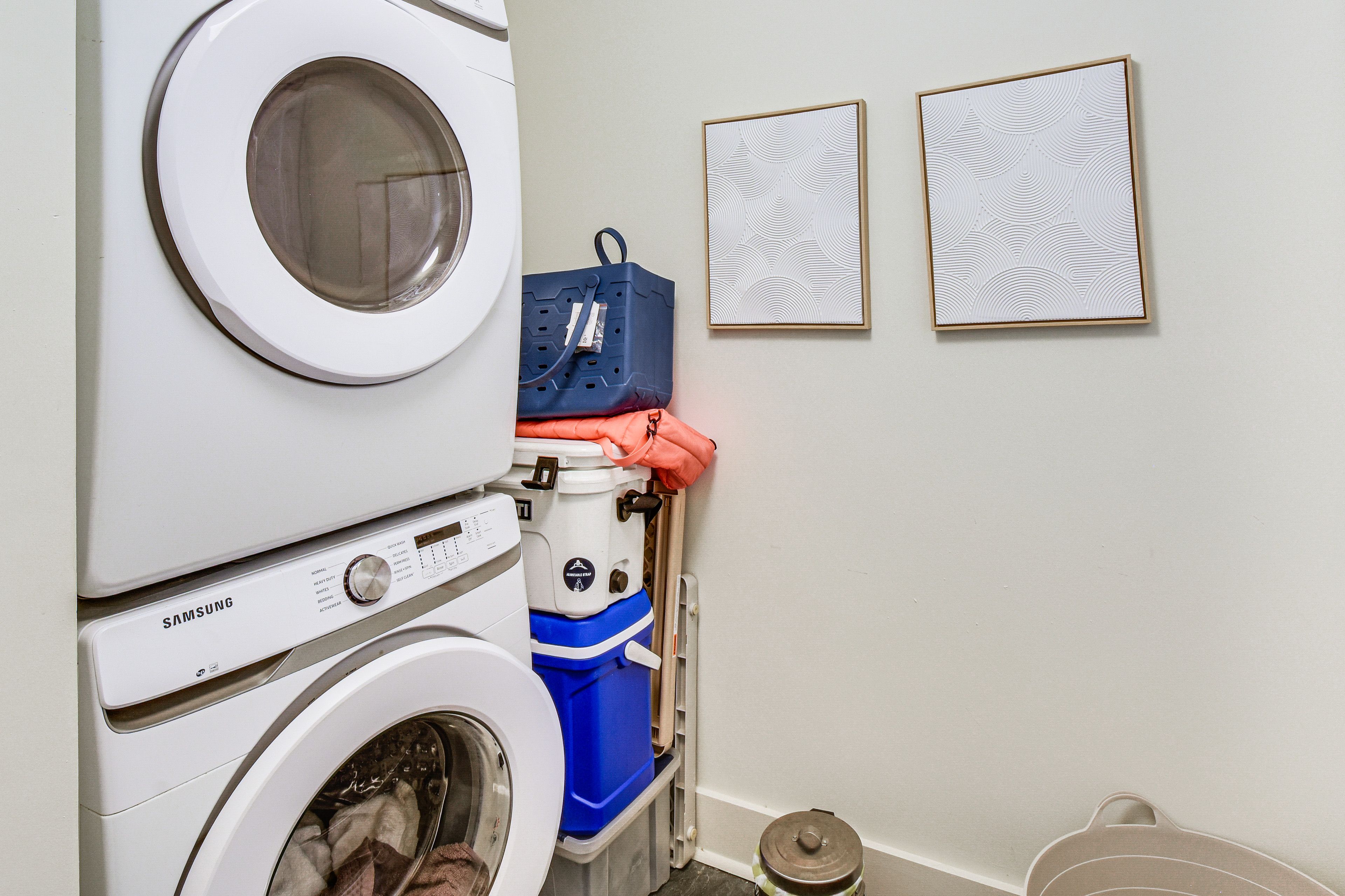 Laundry Room | Detergent Provided