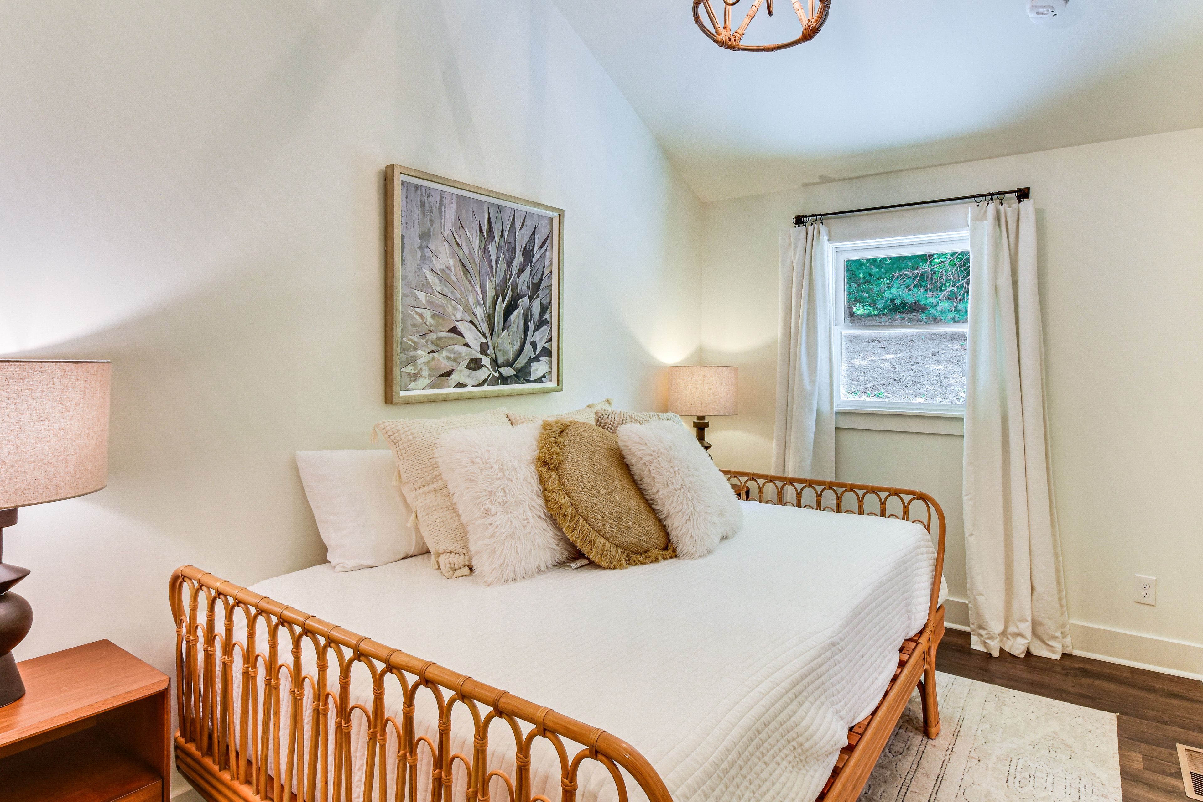 Bedroom 3 | Queen Daybed