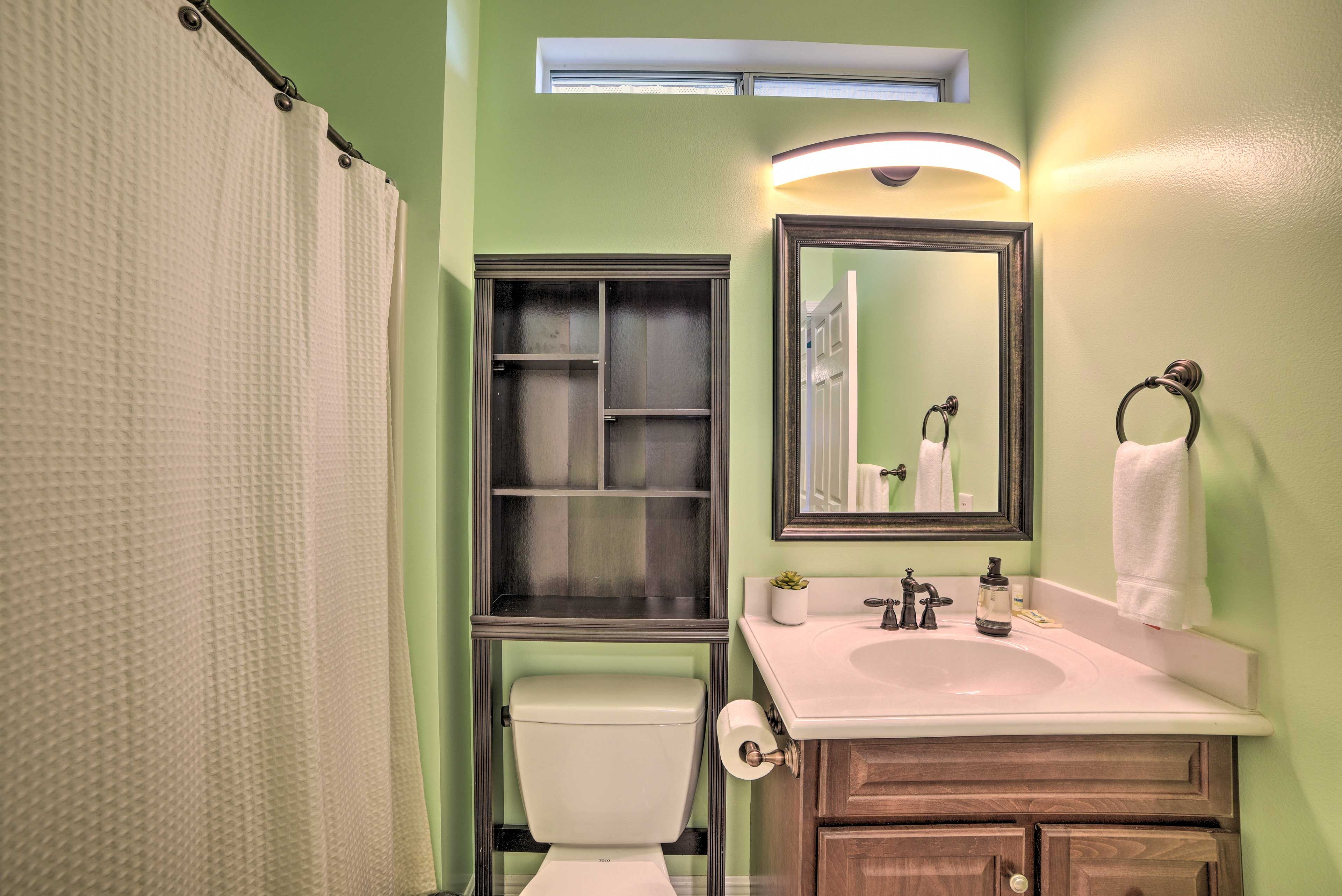 Bathroom | Towels Provided
