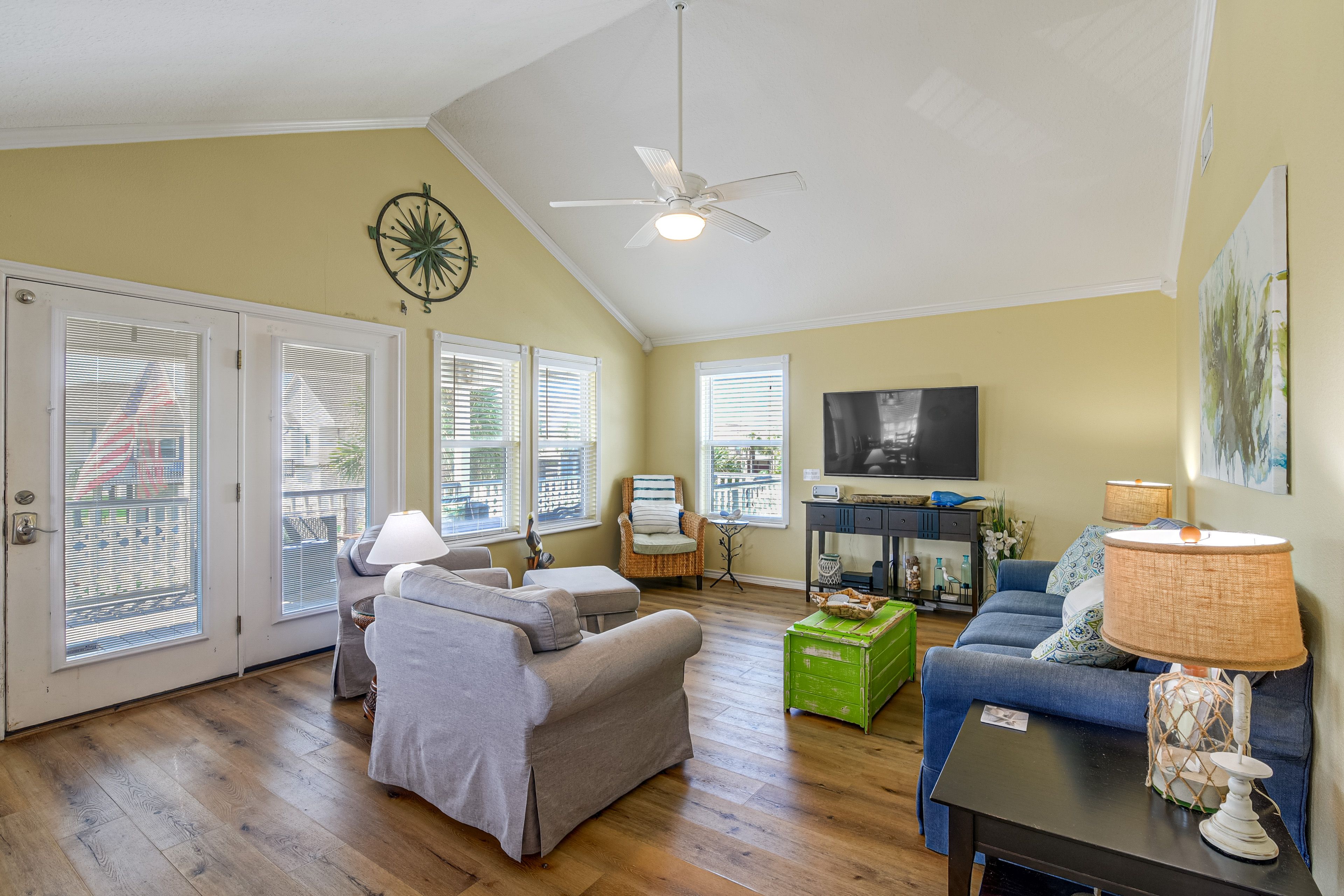 Living Room | Sleeper Sofa