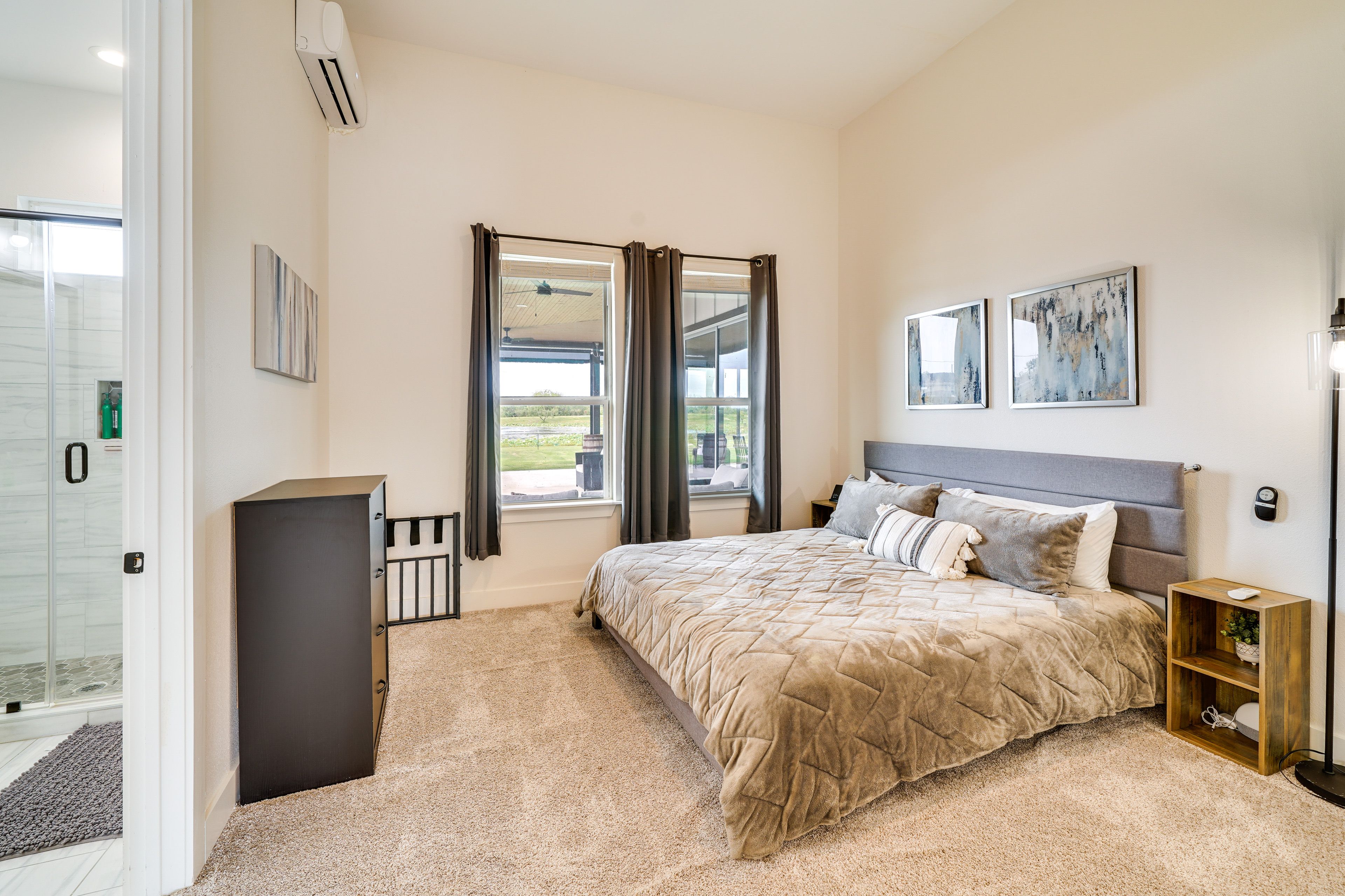 Bedroom 3 | King Bed