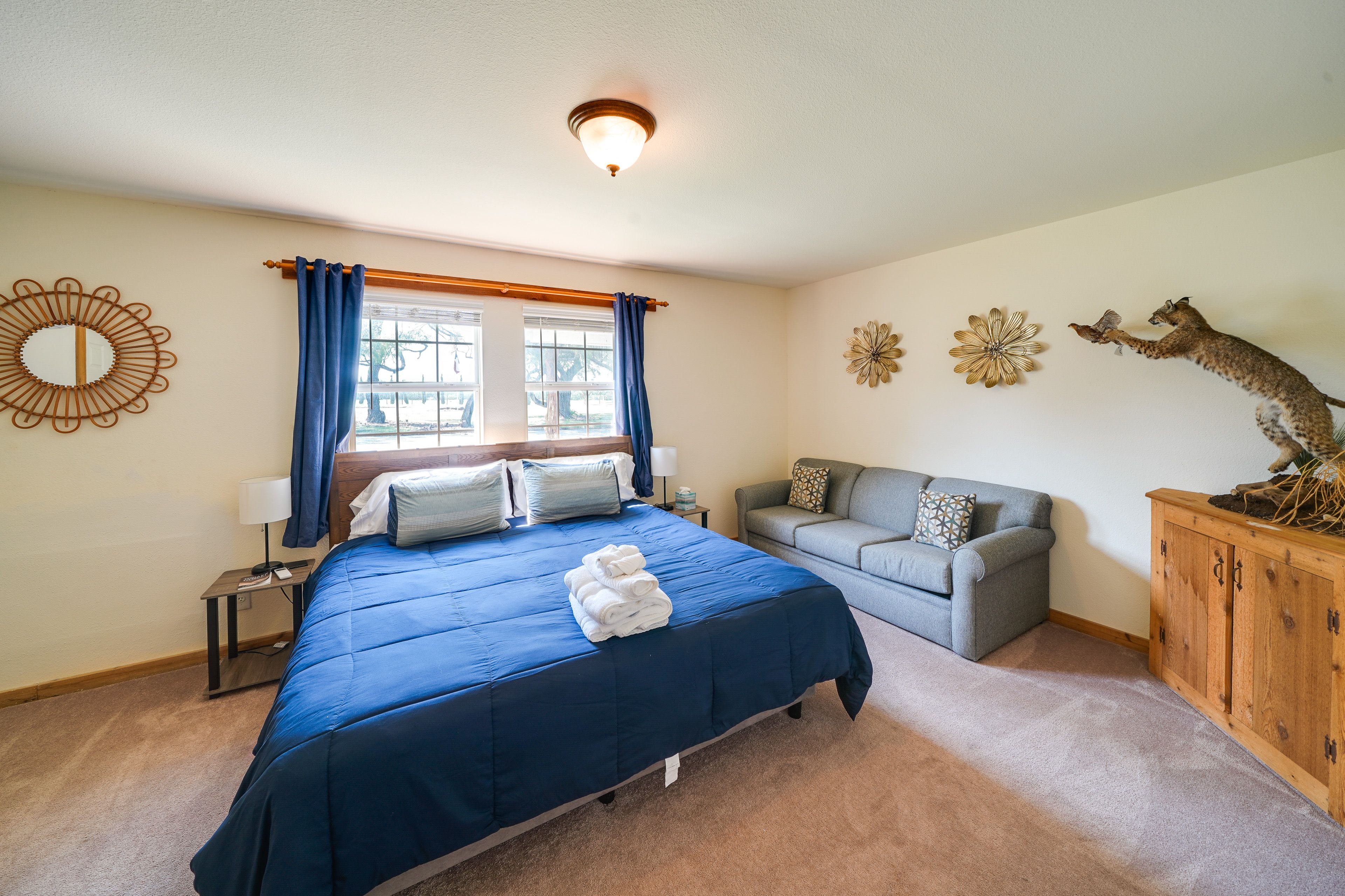 Bedroom 3 | King Bed