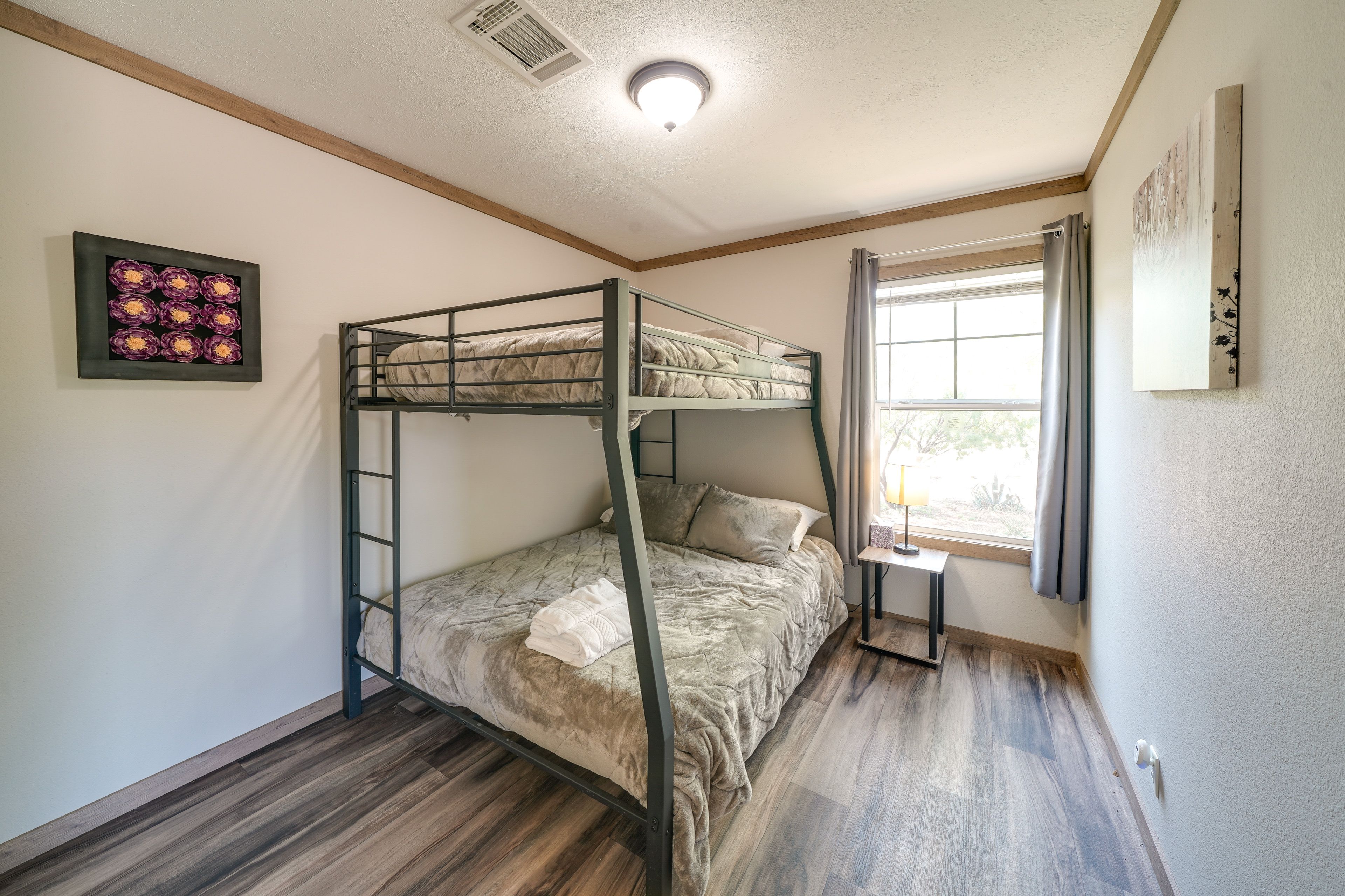 Bedroom 3 | Full/Queen Bunk Bed