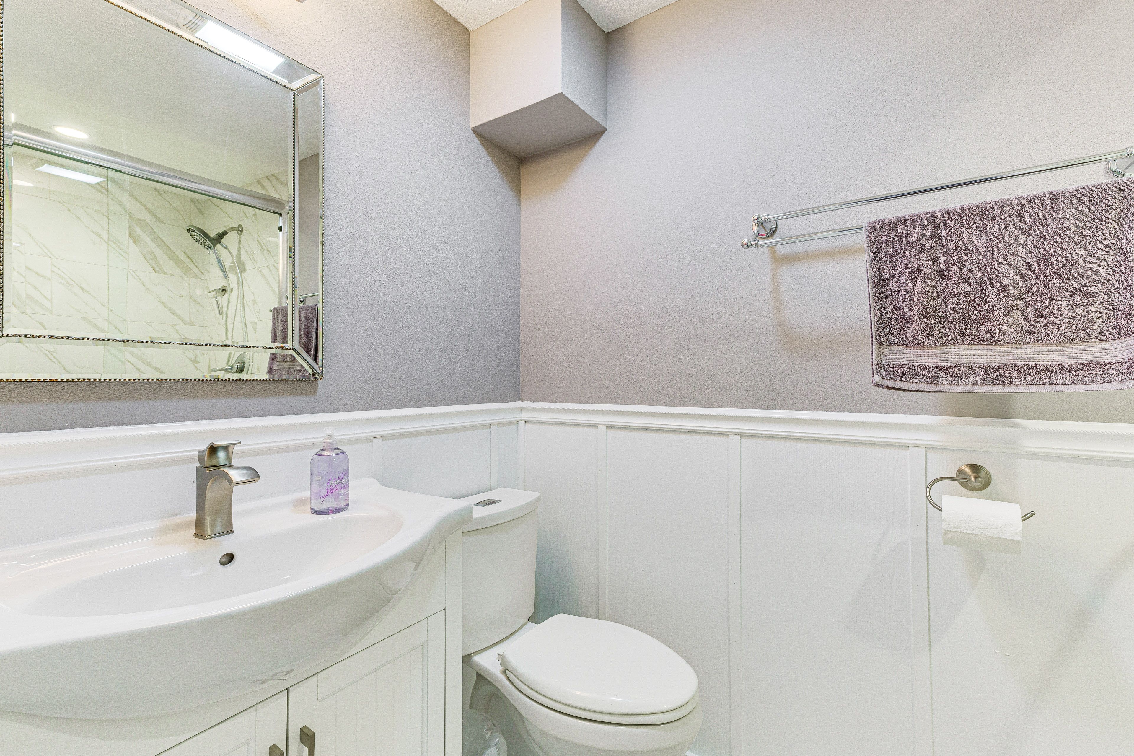 Full Bathroom