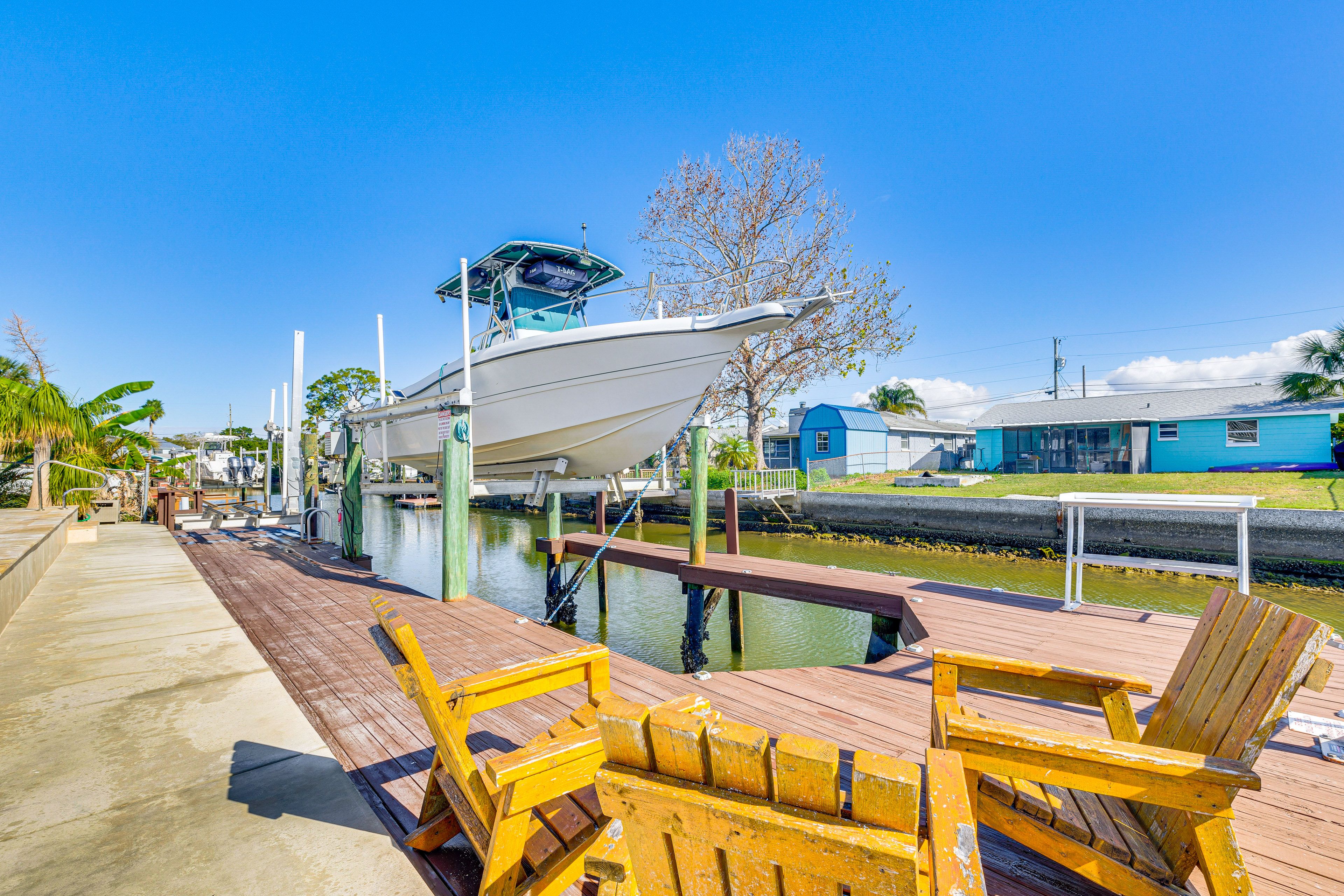 Exterior | Private Dock | Kayaks | Private Pool | Canal Access