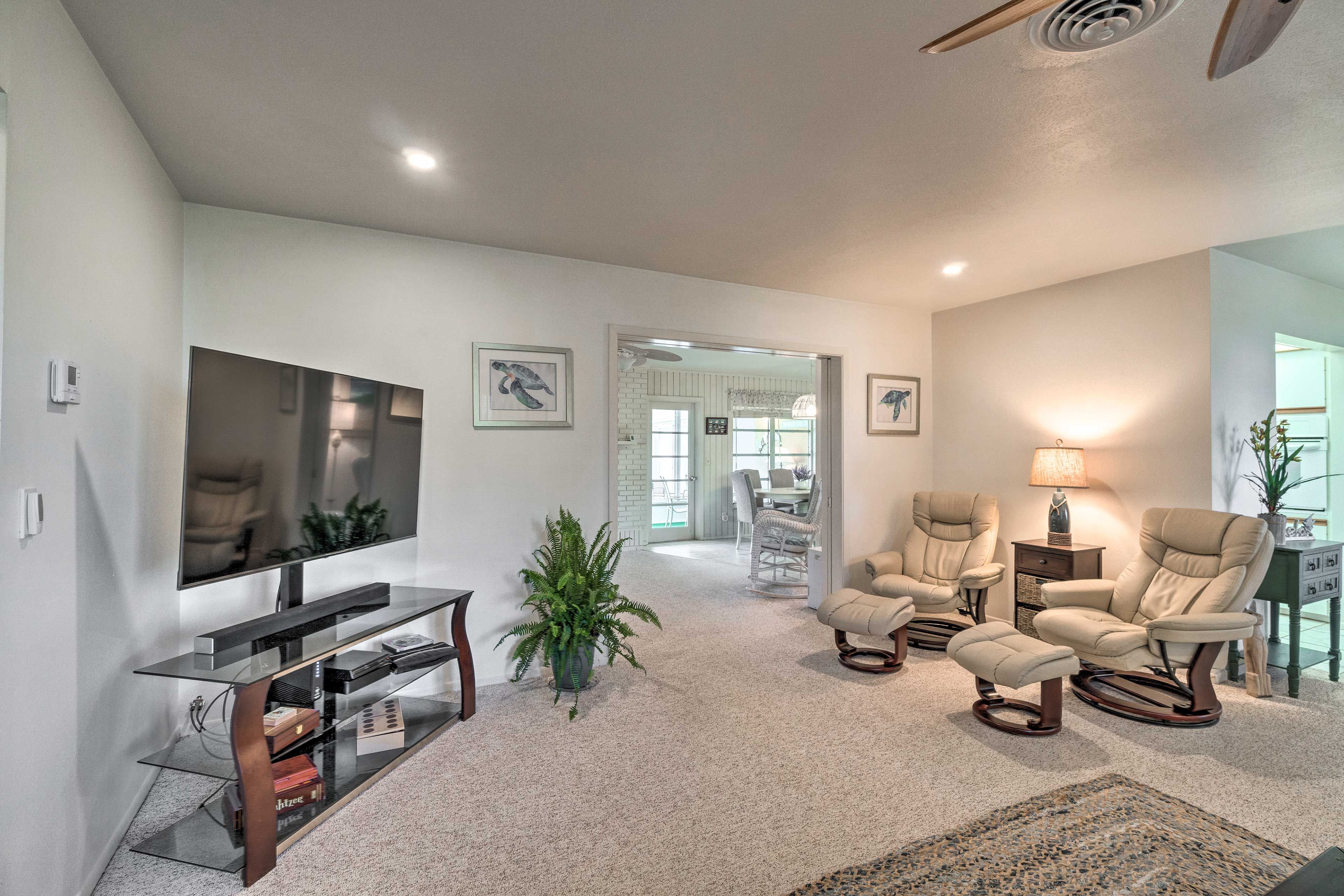 Living Room | Cable/Satellite TV