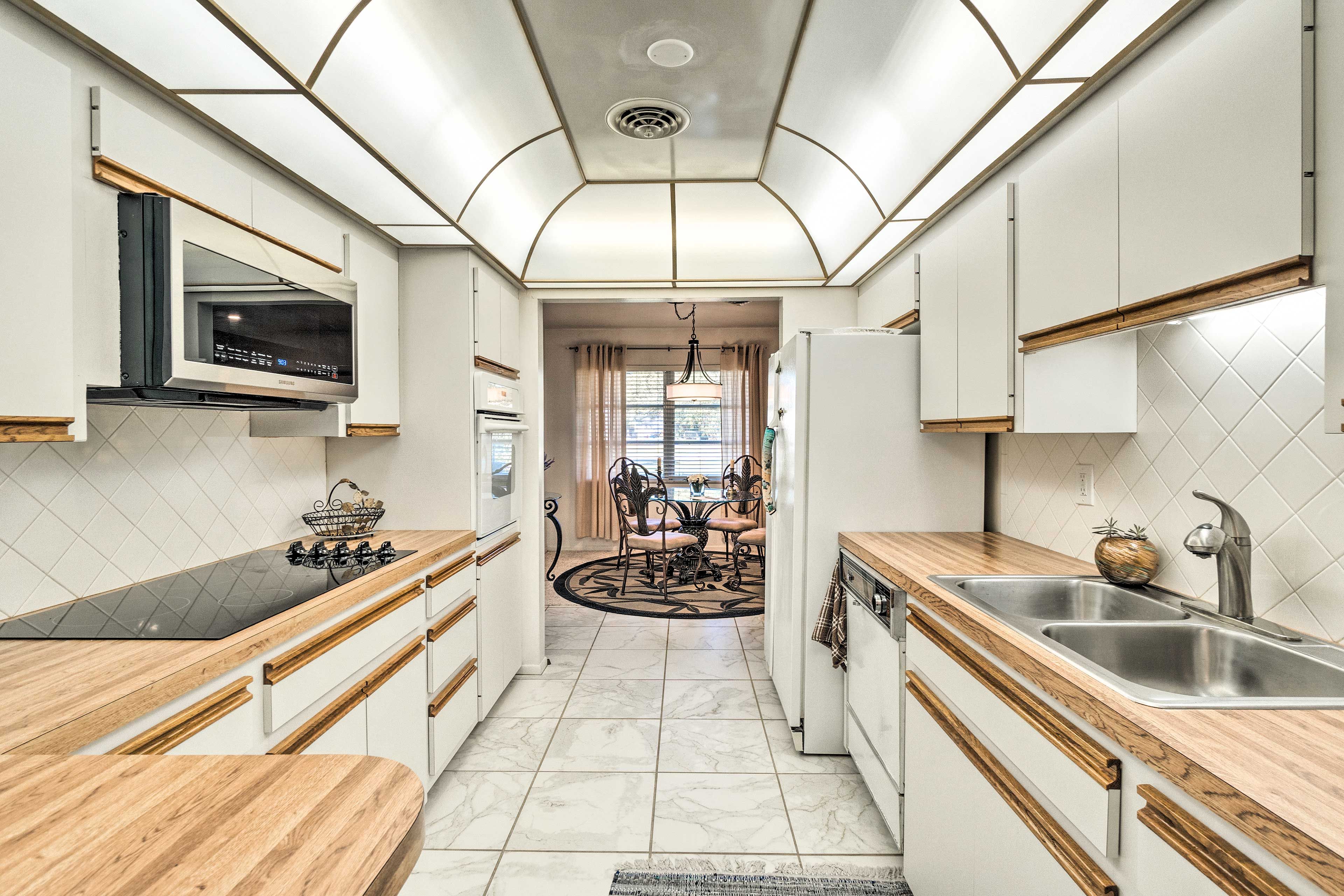 Kitchen | Fully Equipped