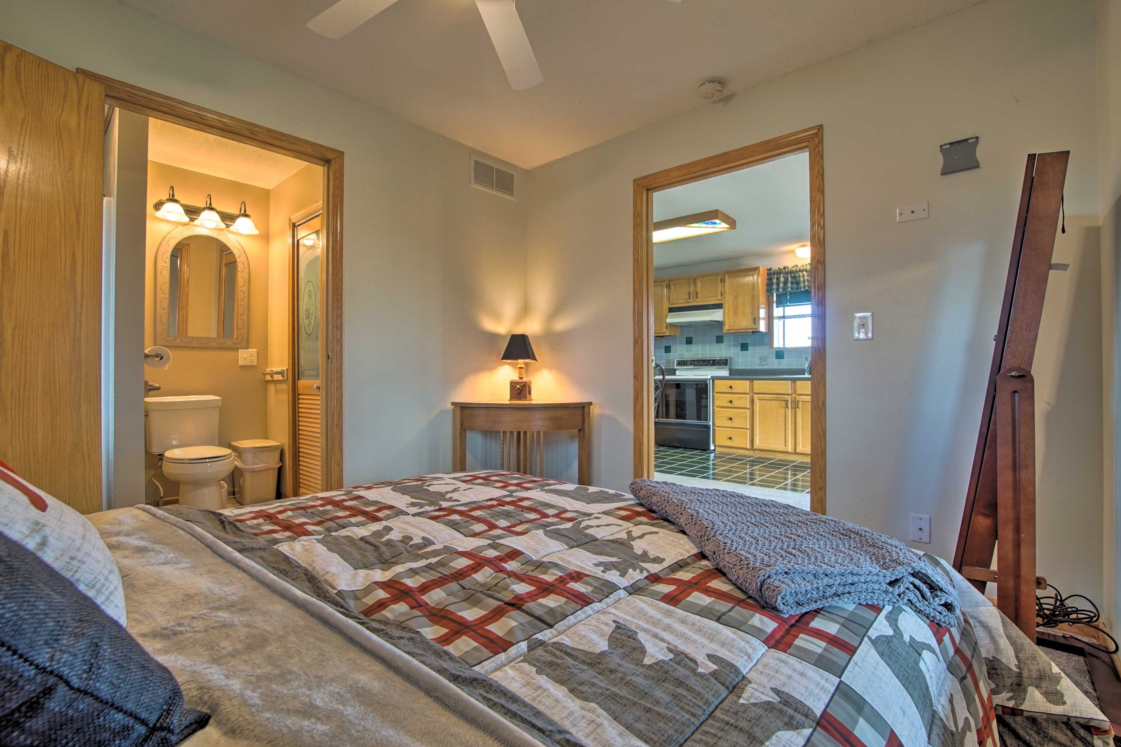 Bedroom 1 | En-Suite Bathroom