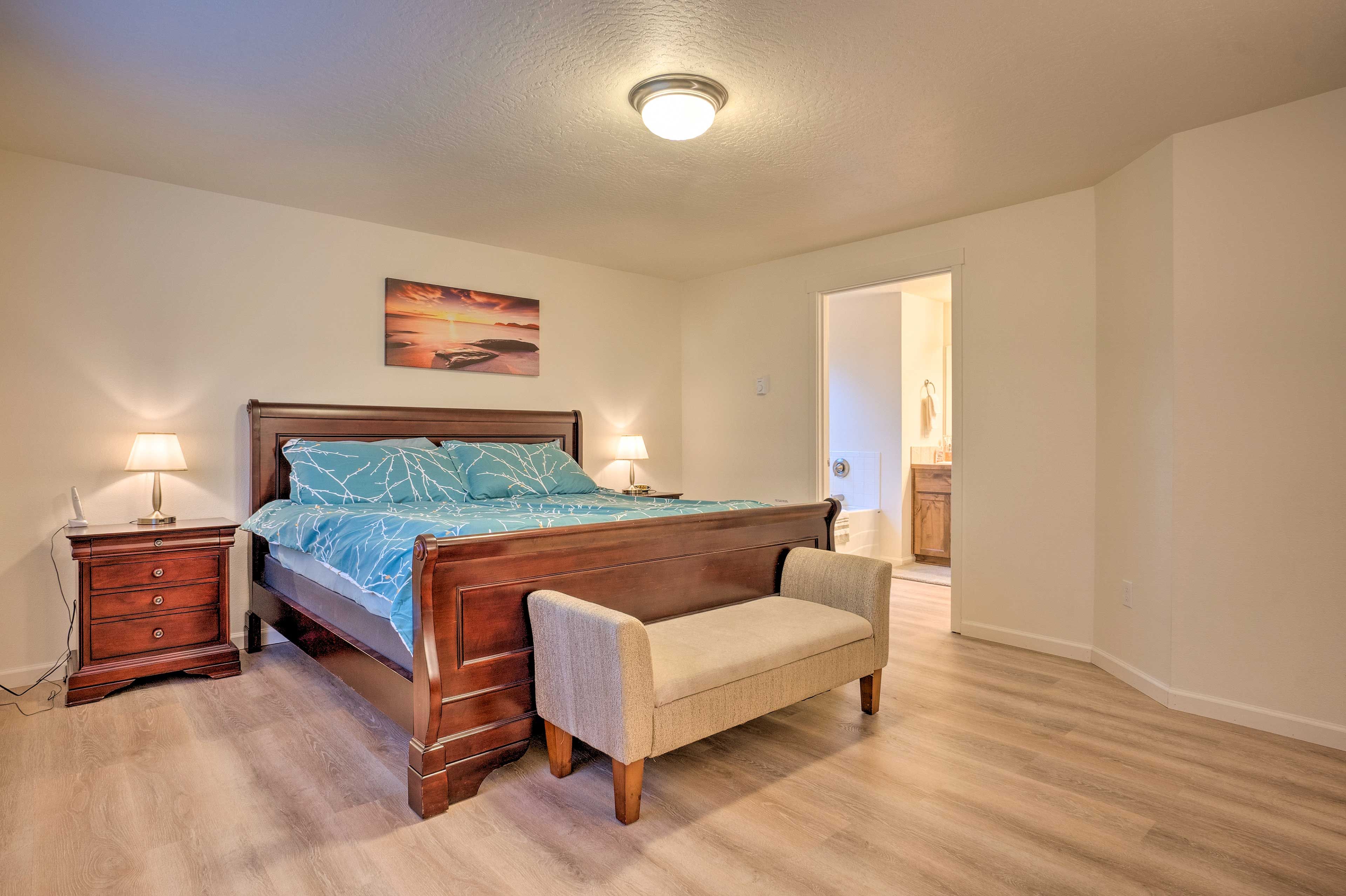 Bedroom 1 | 1st Floor | King Bed