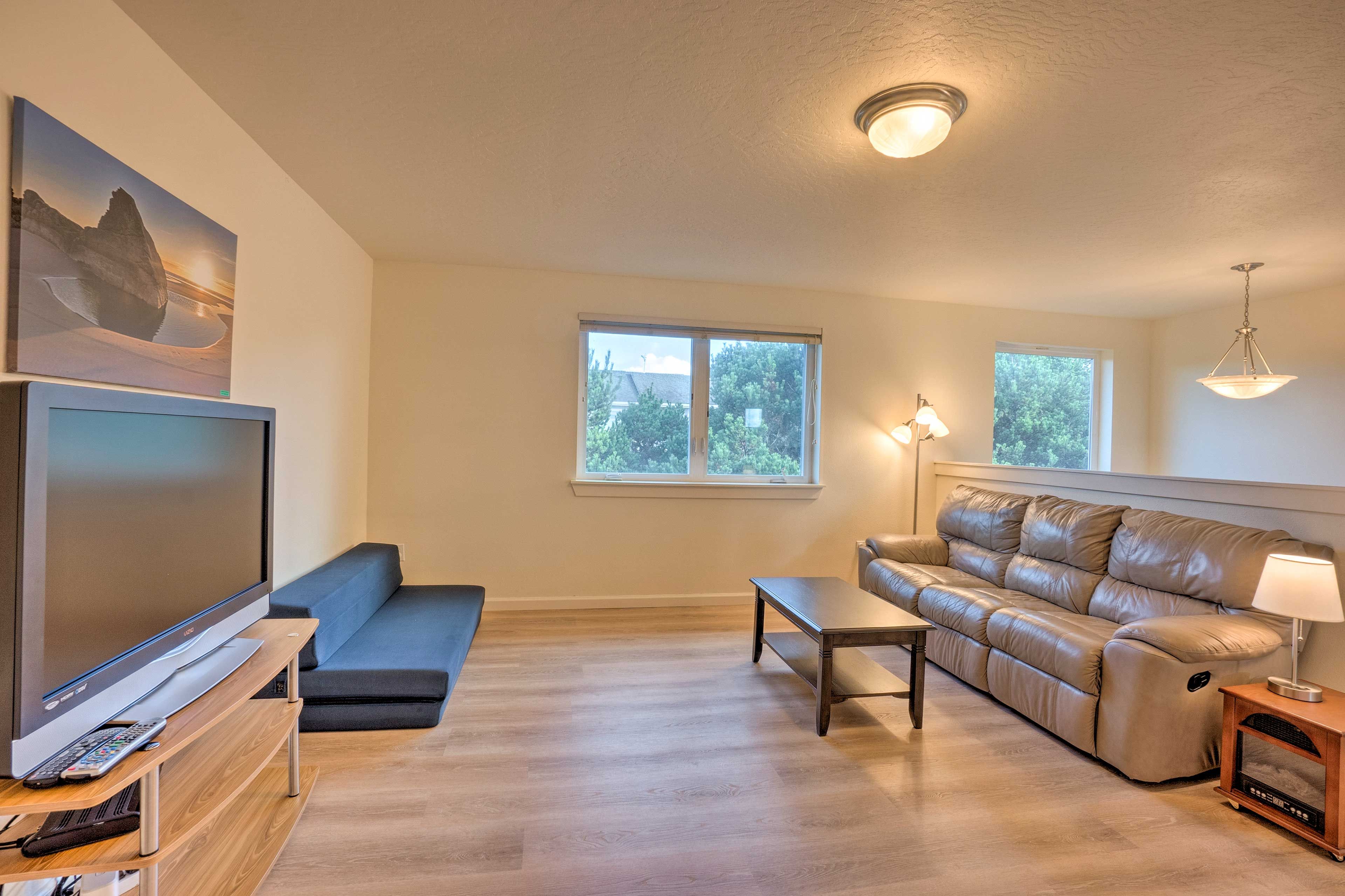 Loft | 2nd Floor | Cable TV