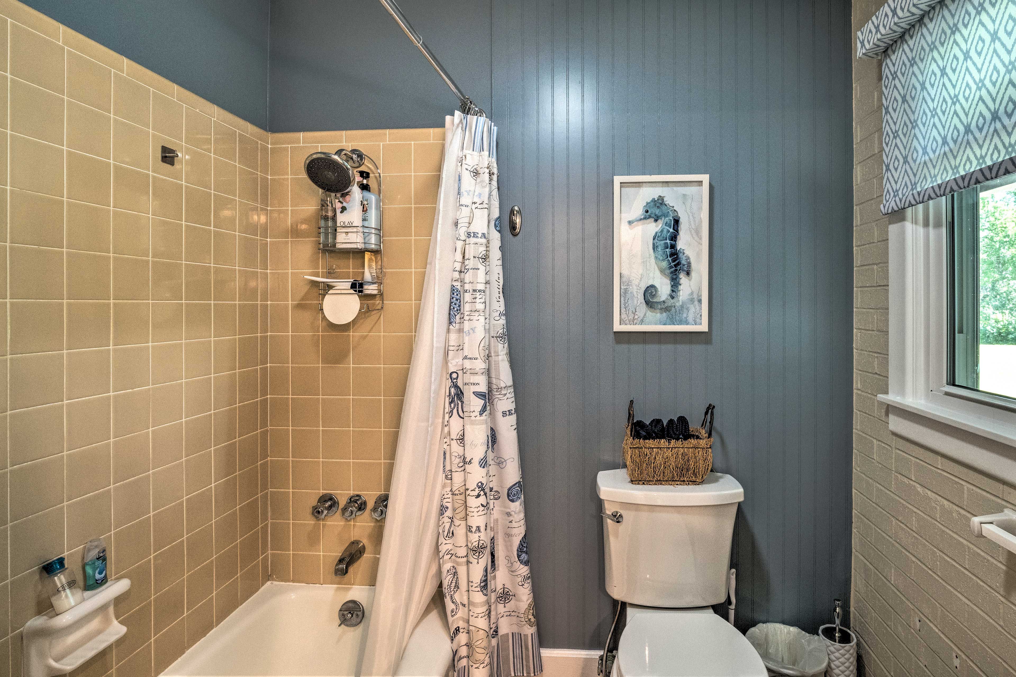 Full Bathroom