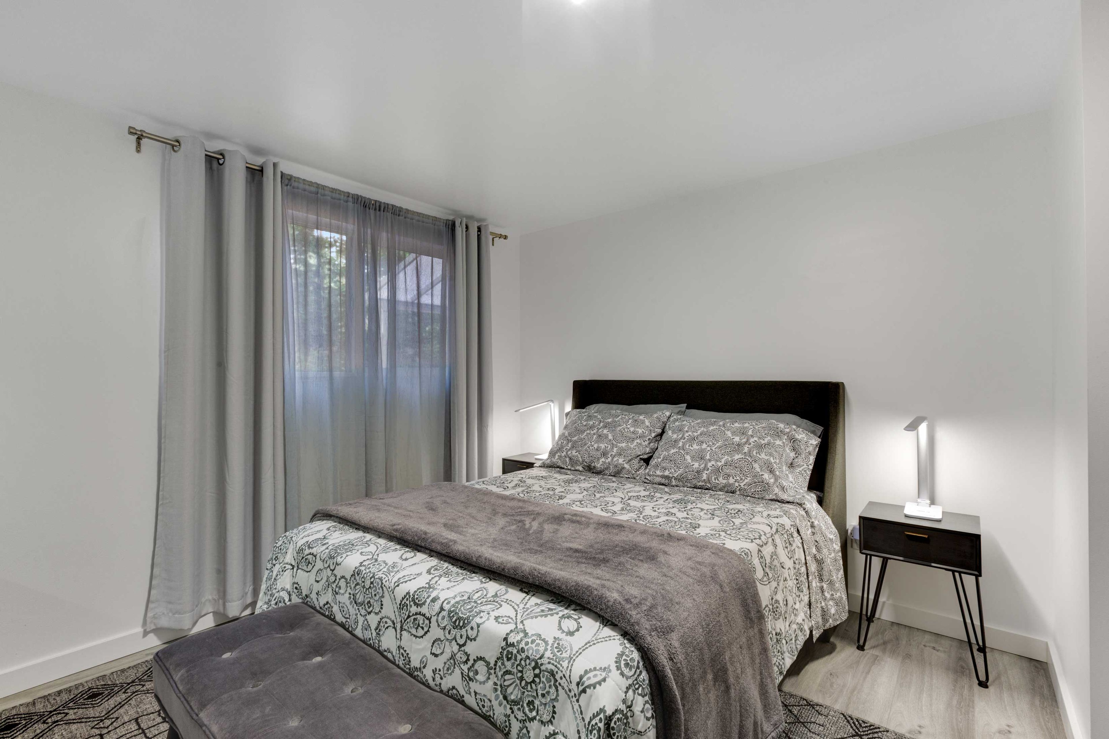 Bedroom 2 | Queen Bed | 1st Floor | No Steps Required