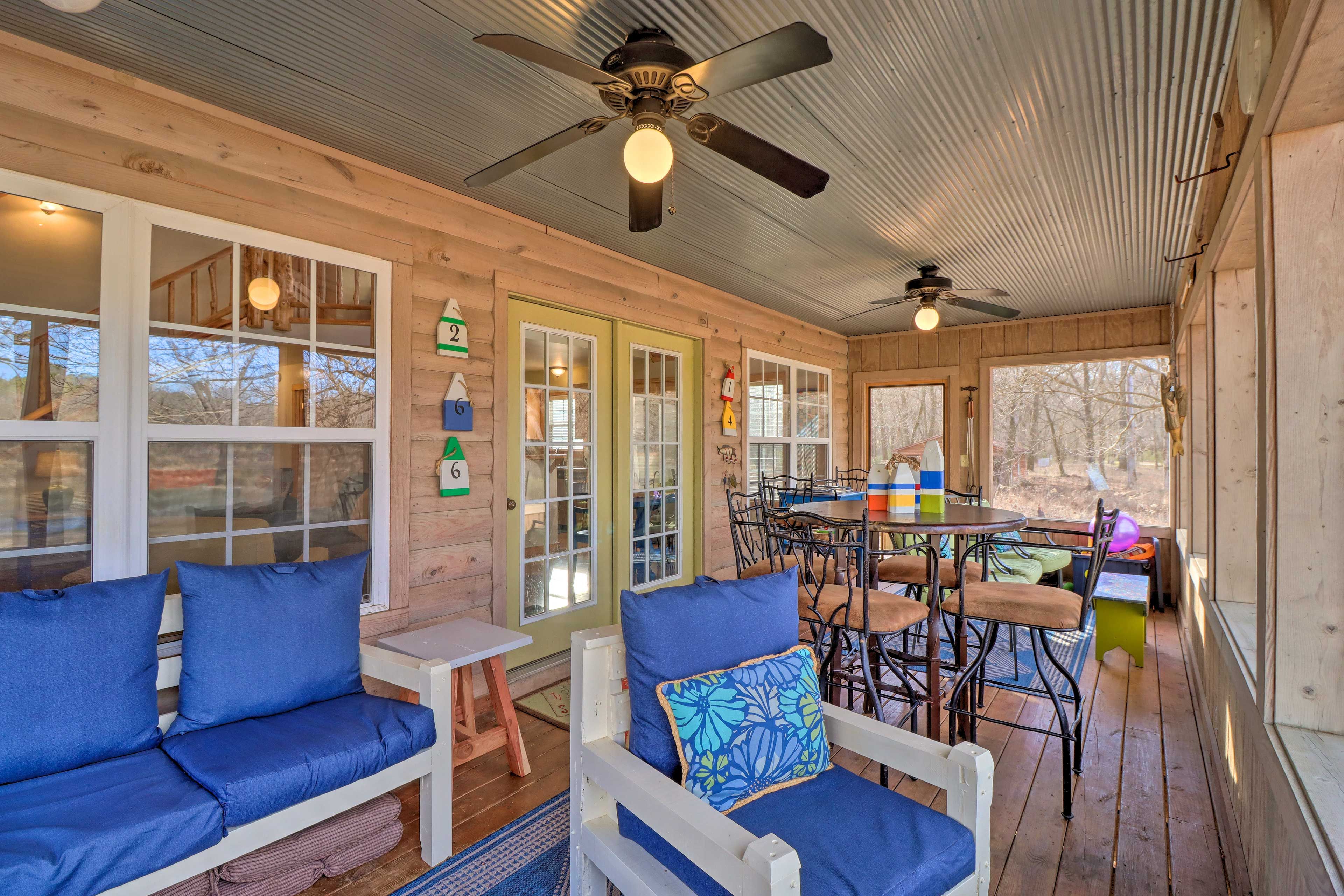 Screened Porch | White River Views | Ceiling Fans | White River Views
