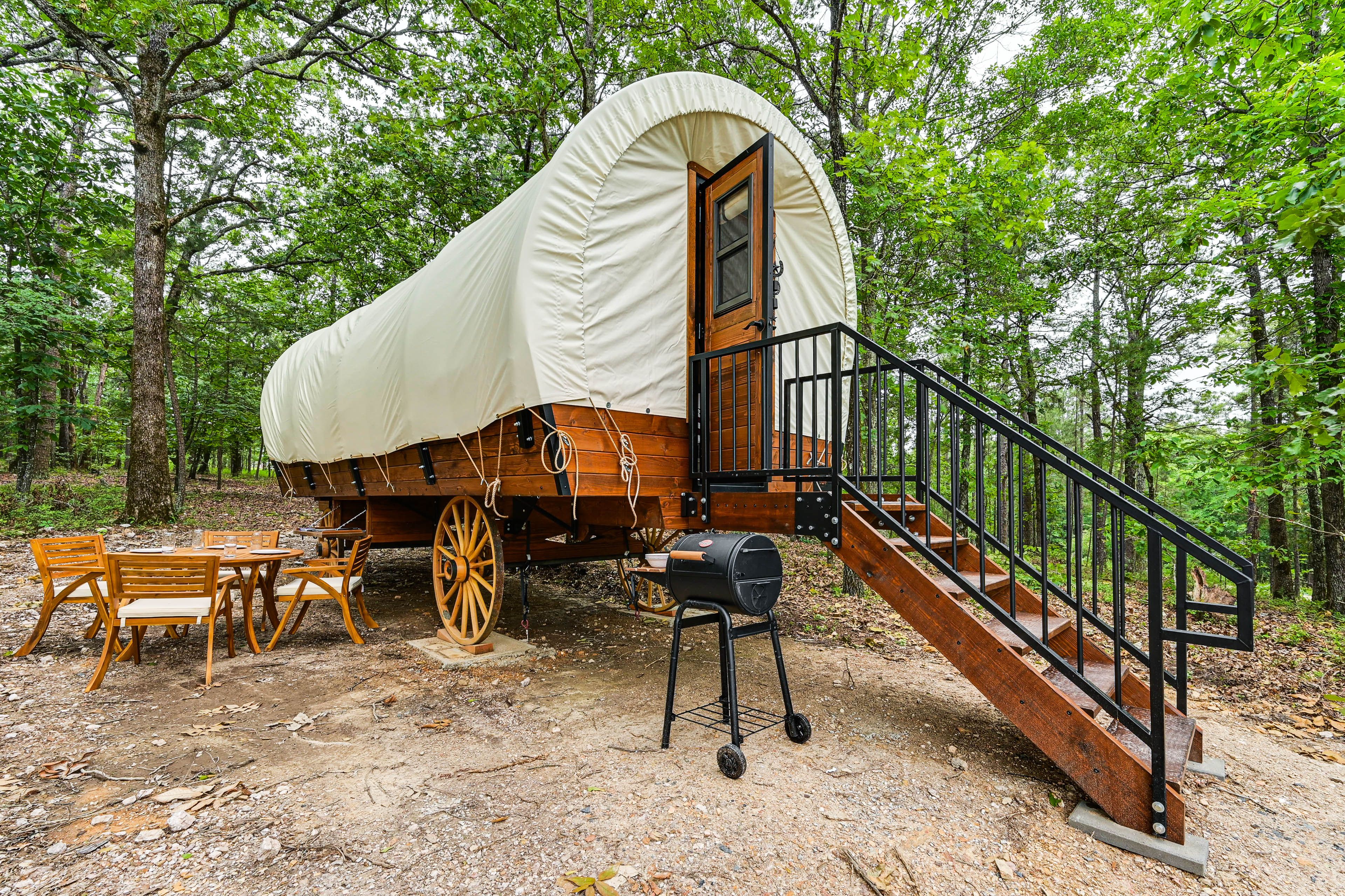 Broken Bow Vacation Rental | Studio | 1BA | 200 Sq Ft | 7 Steps to Enter