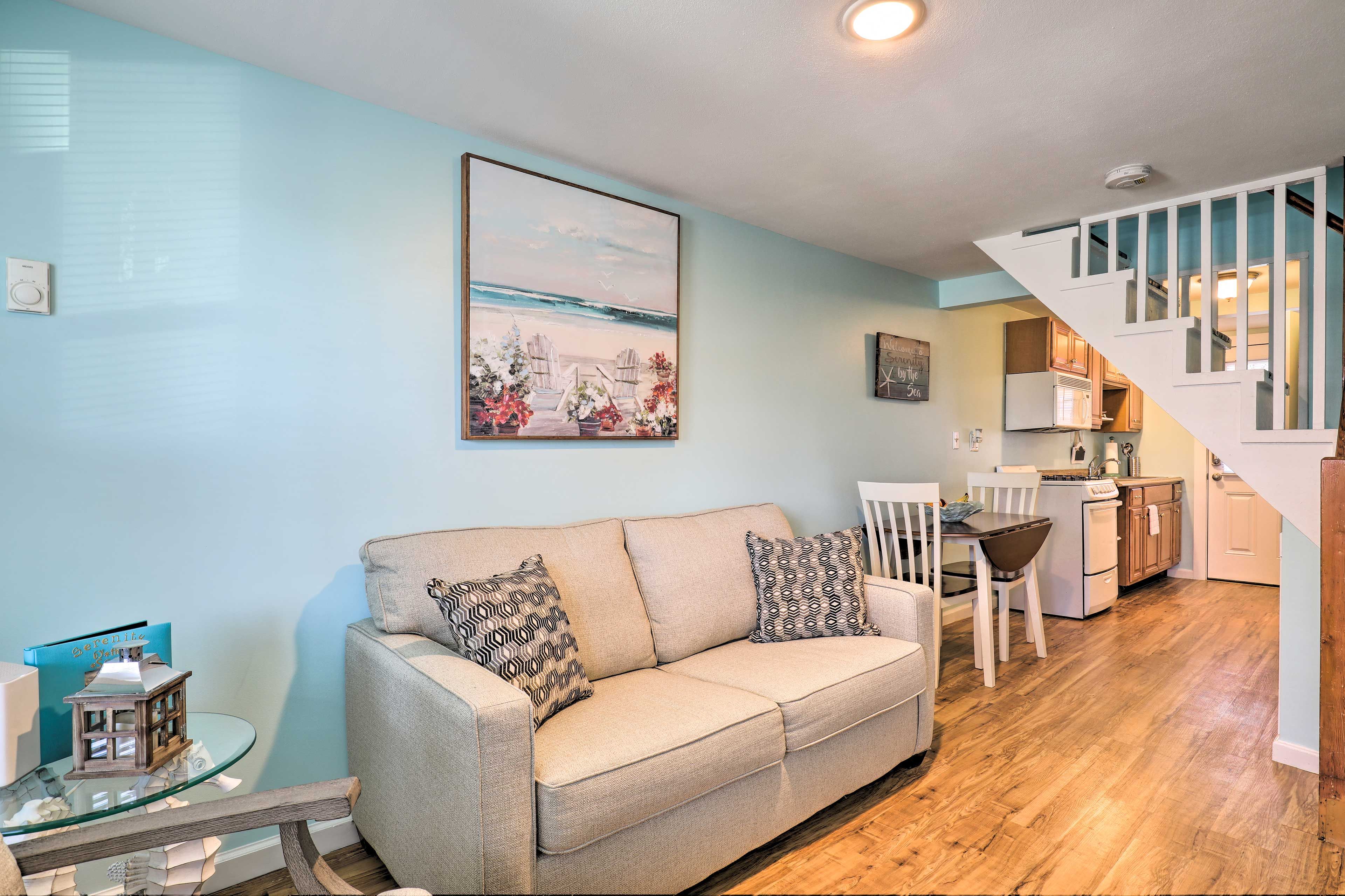 Living Room | Sleeper Sofa