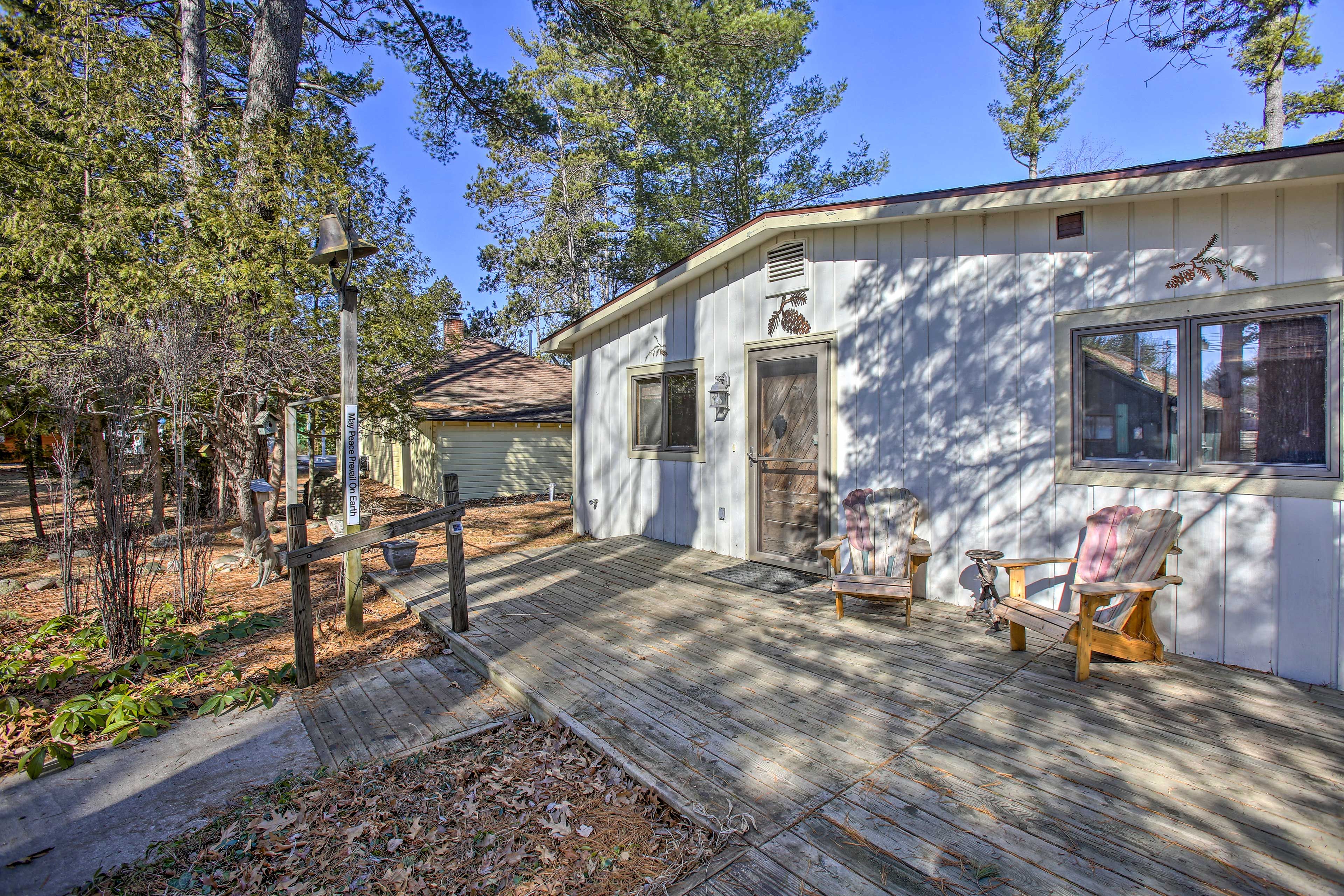 Entryway | Main House | 1 Step To Access