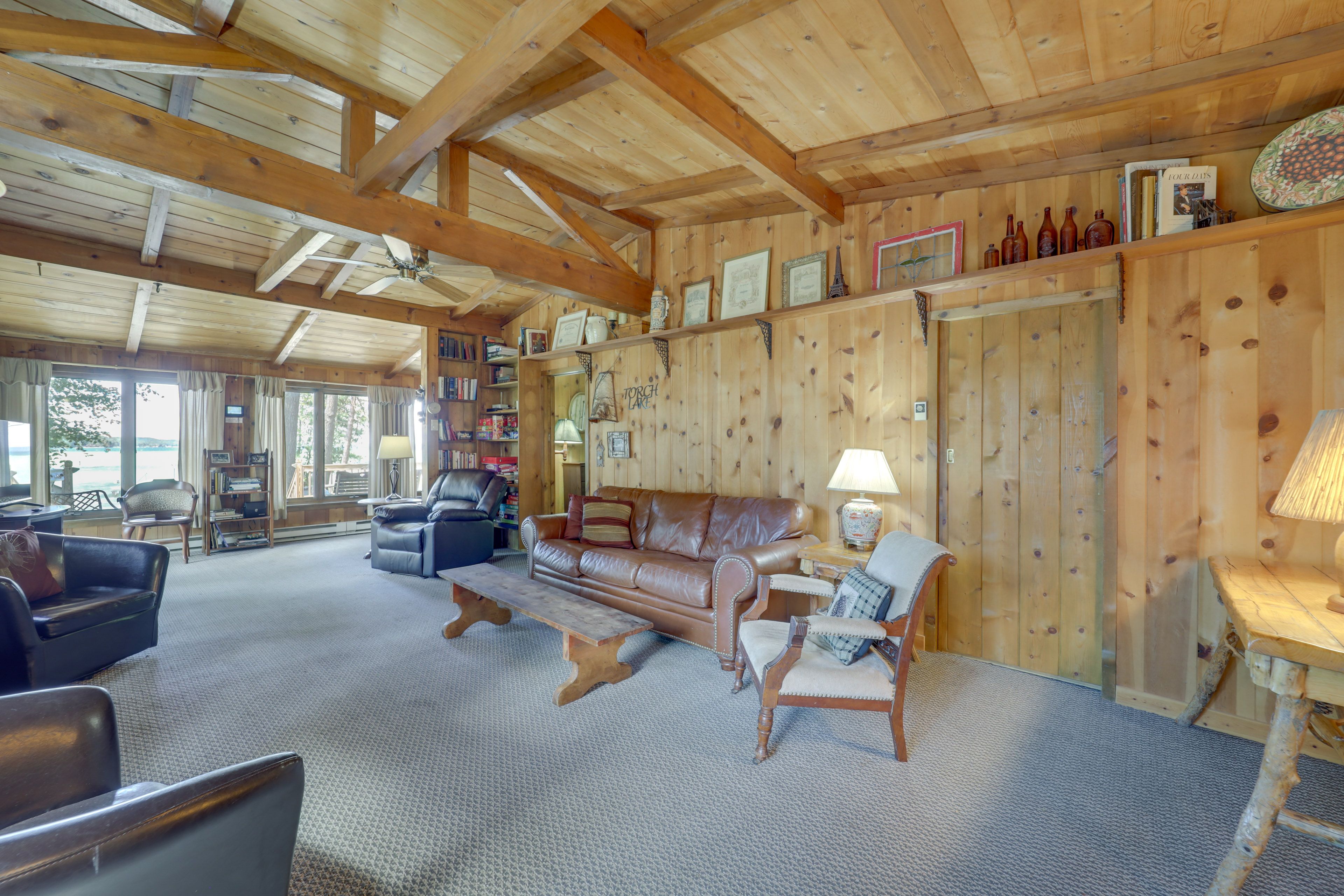 Living Room | Main House | Free WiFi