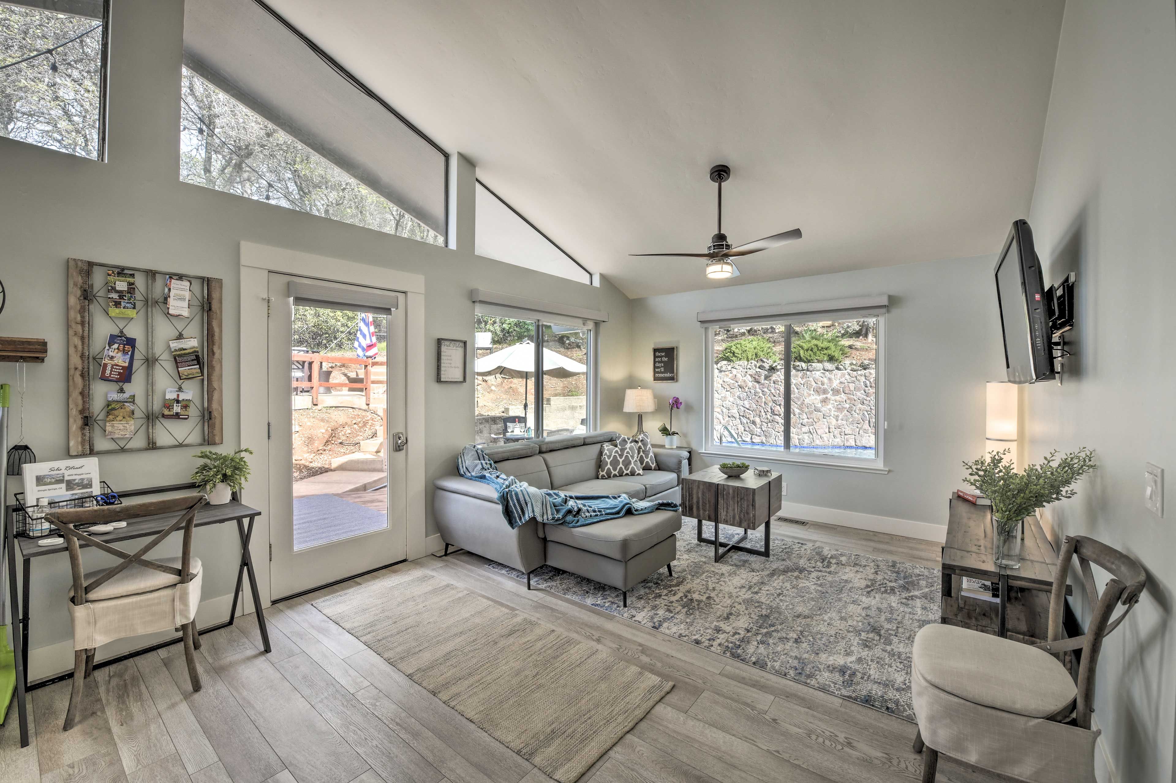 Studio | Work-from-Home Desk