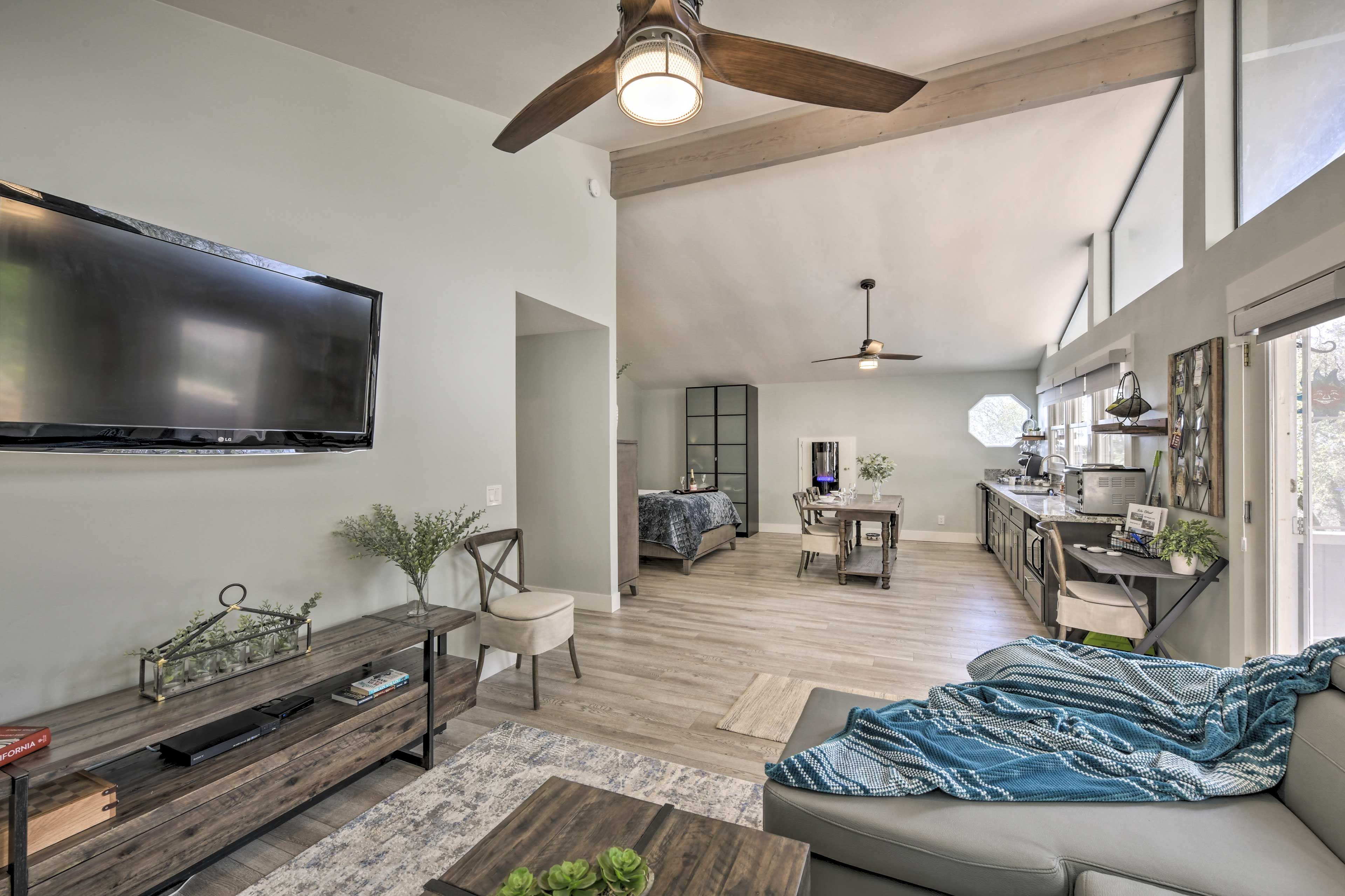 Studio | Central A/C