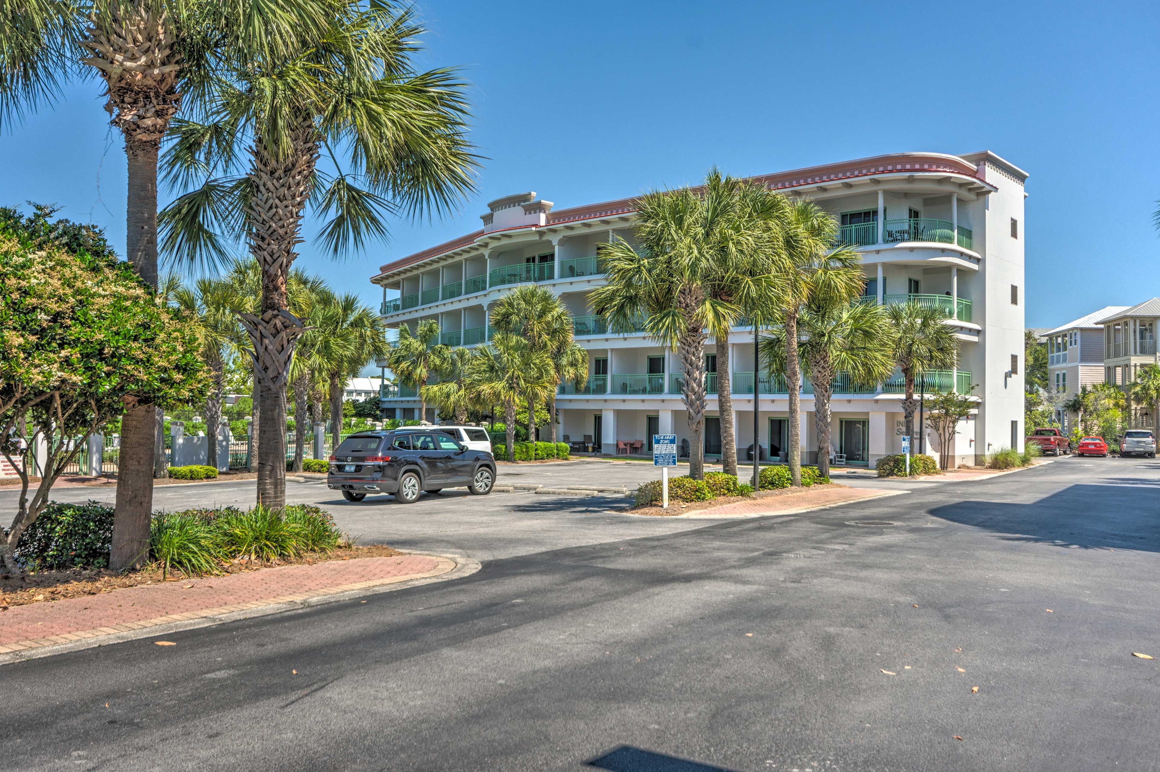Building Exterior | Community Parking Lot (1 Vehicle)