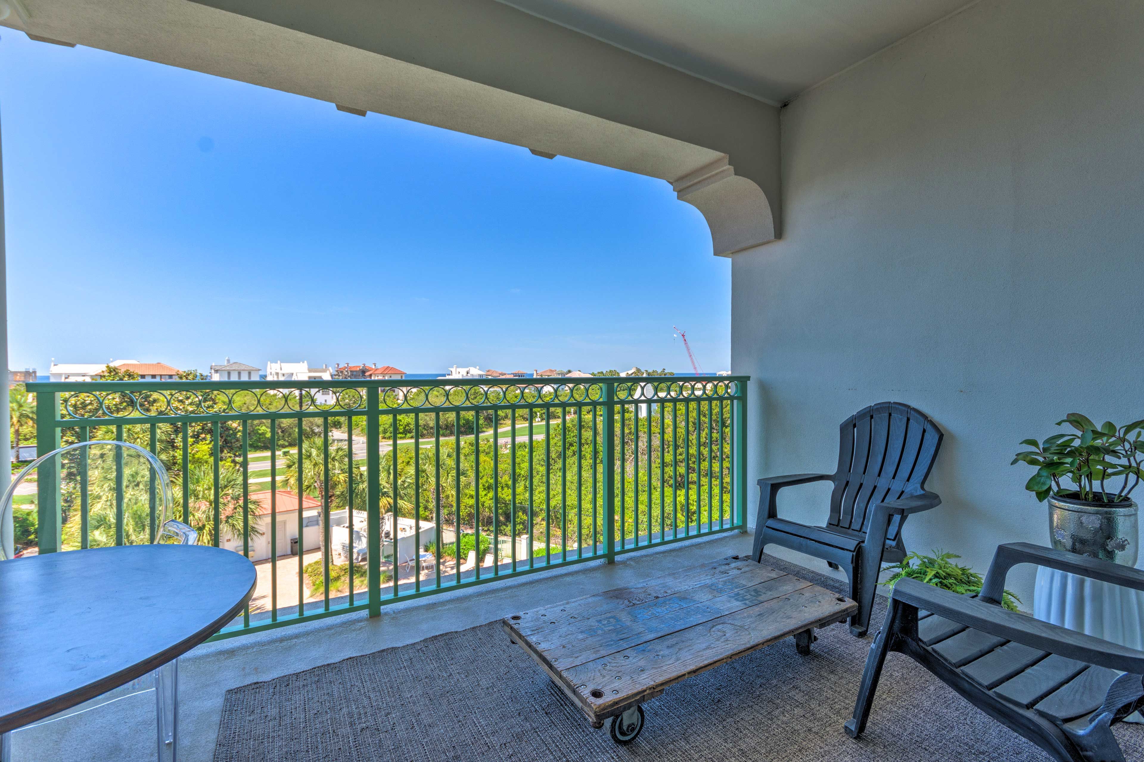 Private Balcony | Distant Ocean Views
